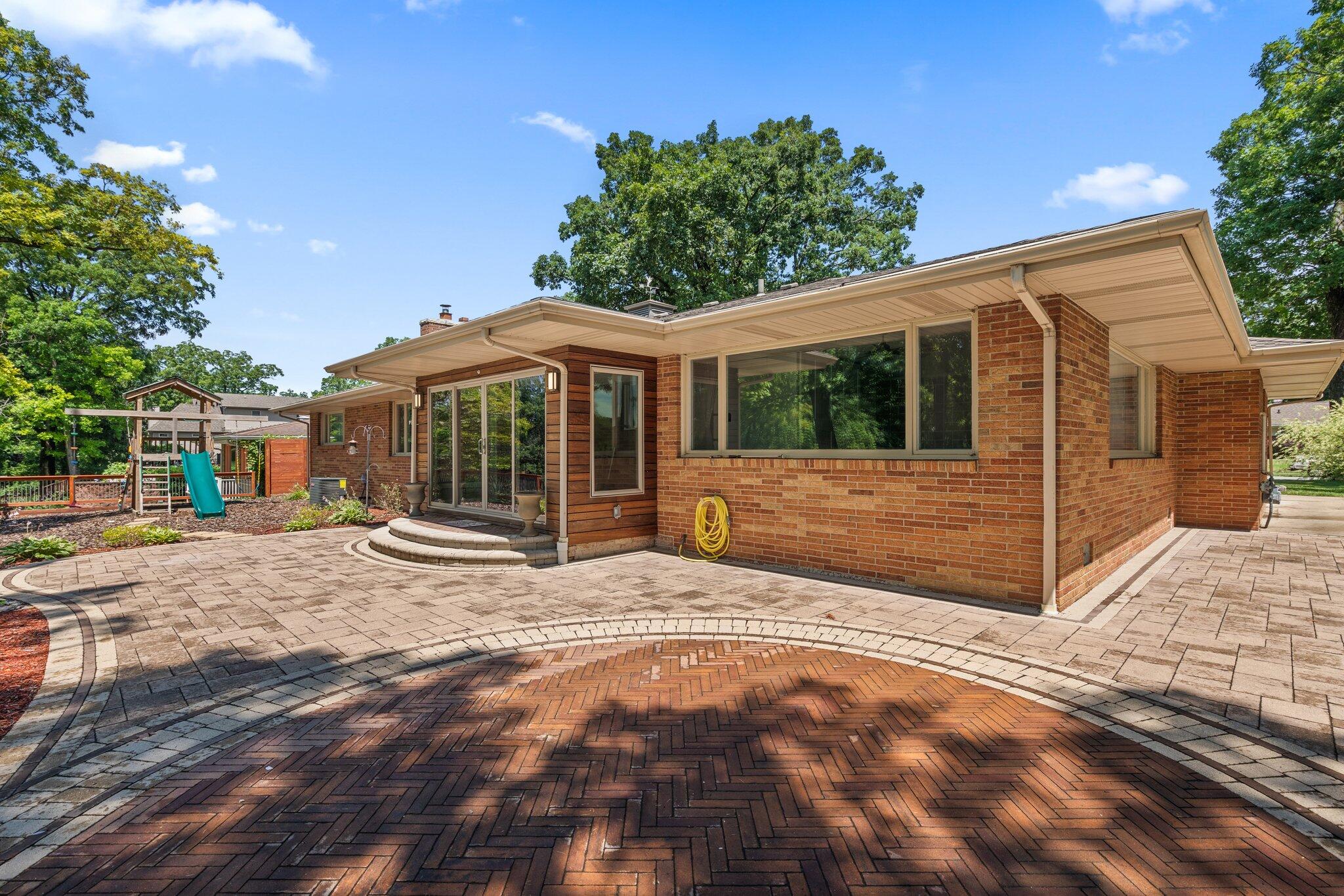 919 Lake George Drive