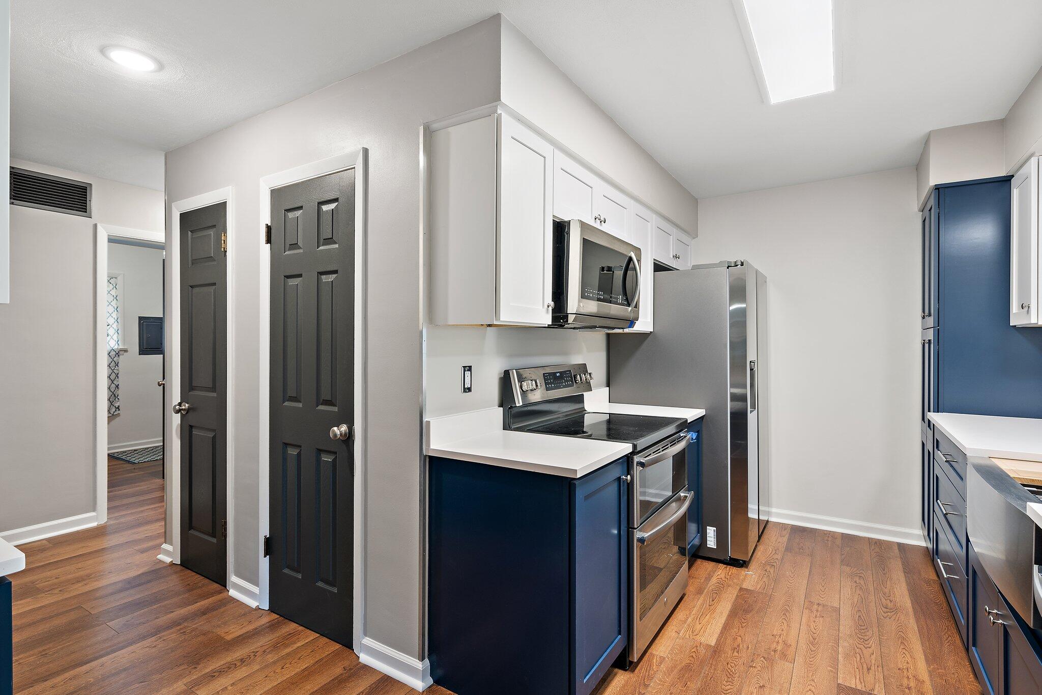 919 Lake George Drive