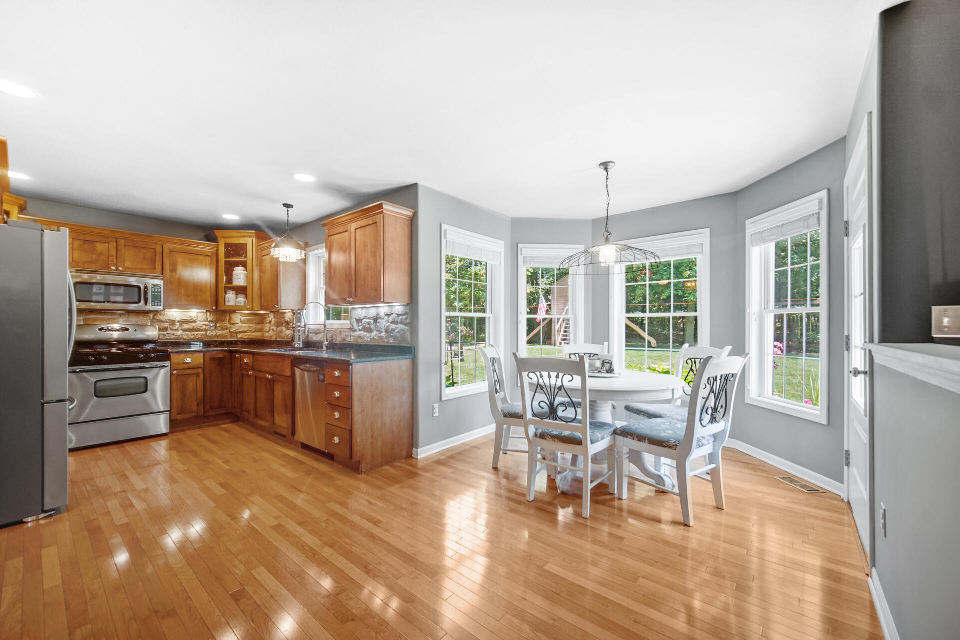 266 Castlewood Drive