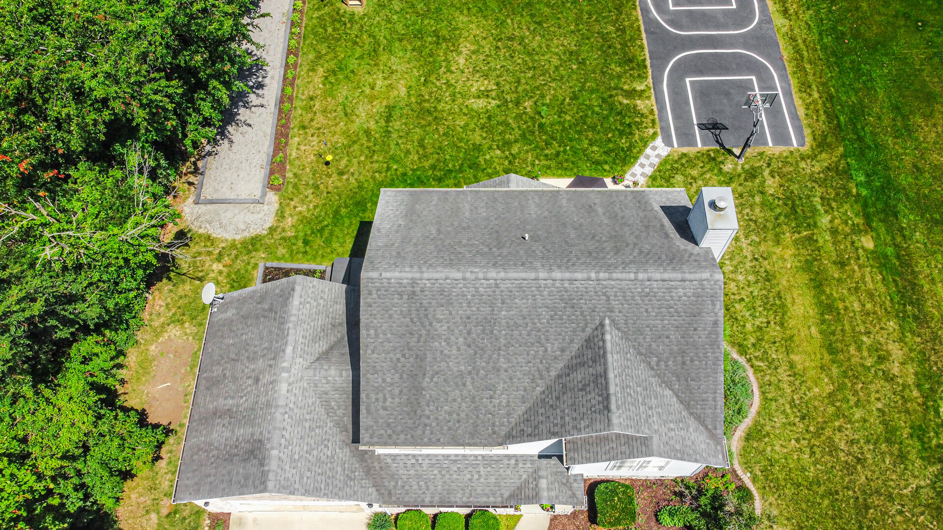 266 Castlewood Drive