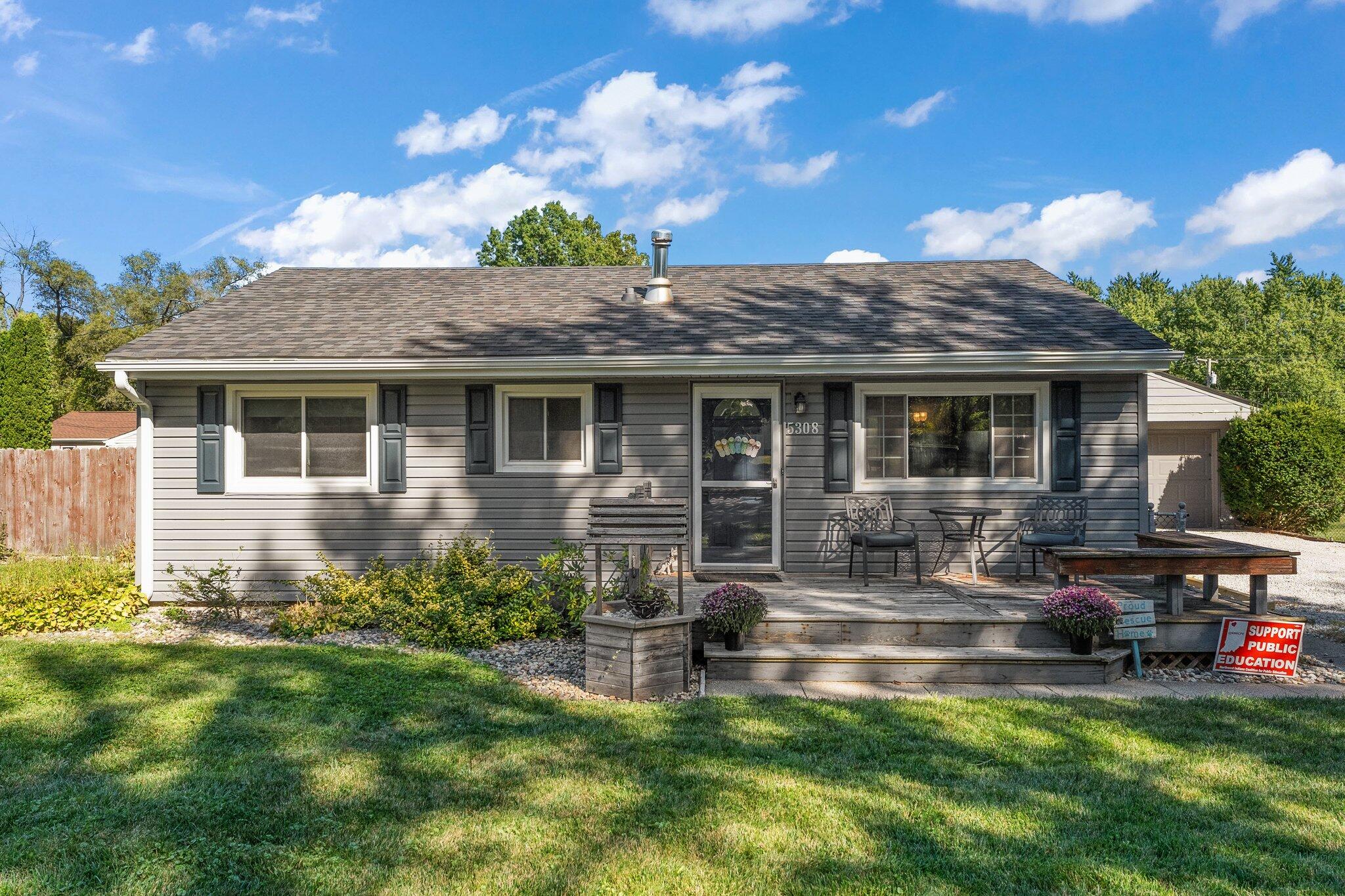 5308 Smilax Lane