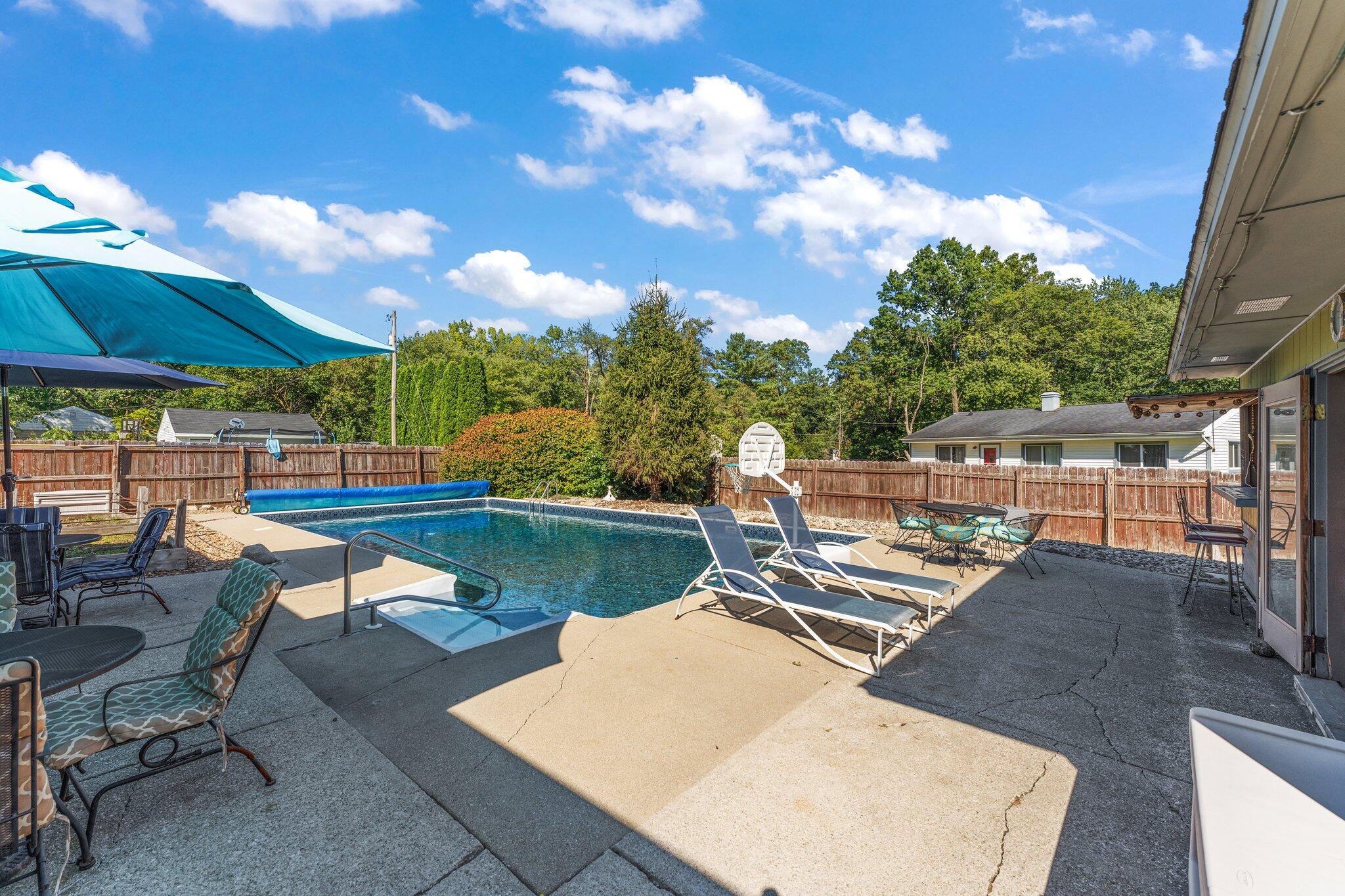 5308 Smilax Lane