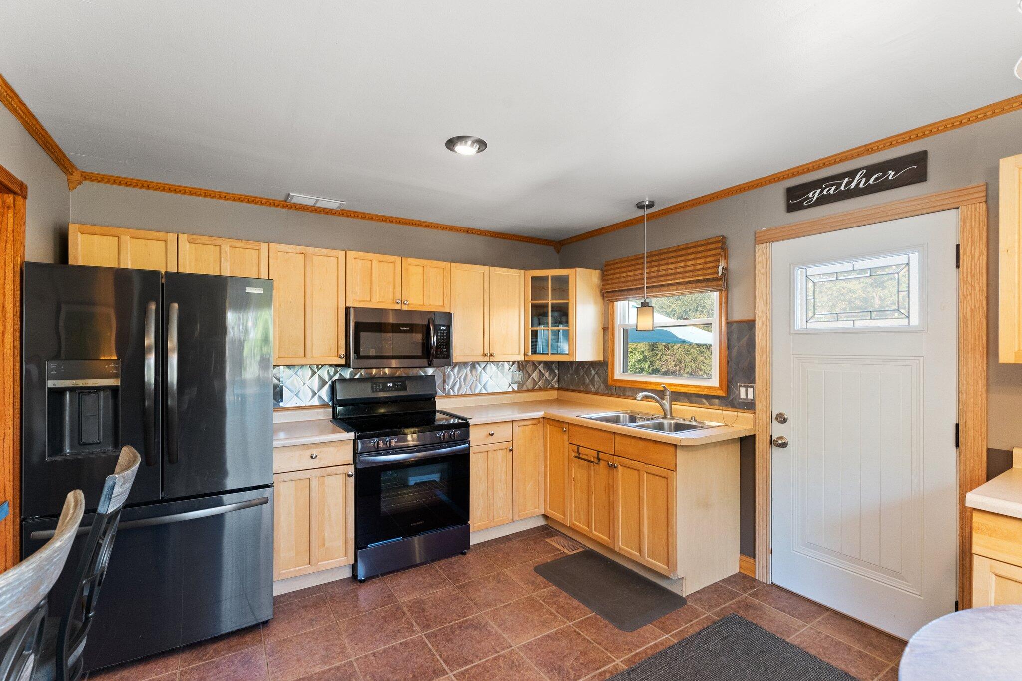 5308 Smilax Lane