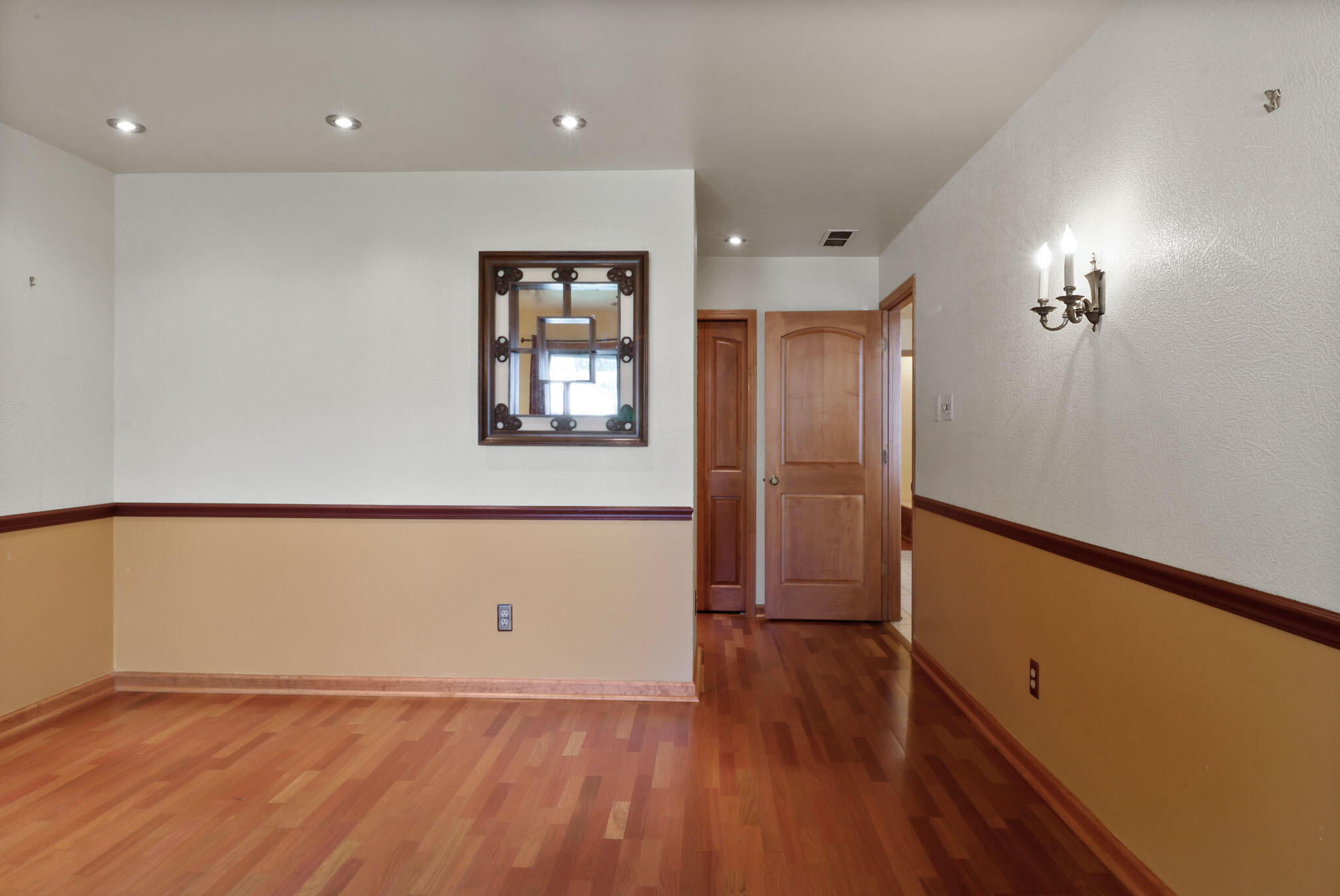 1269 Vanderburgh Street