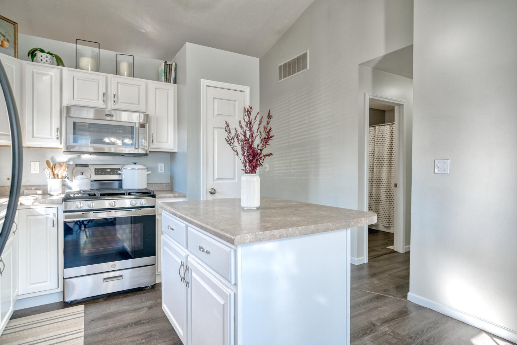 567 Chicory Lane
