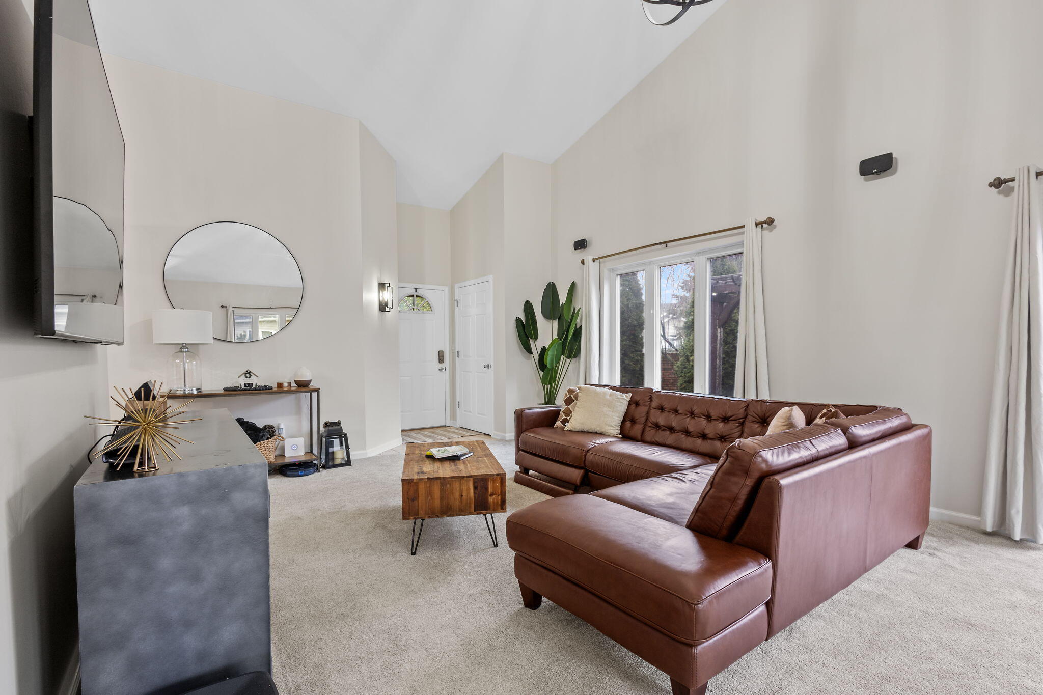 1686 Magnolia Drive