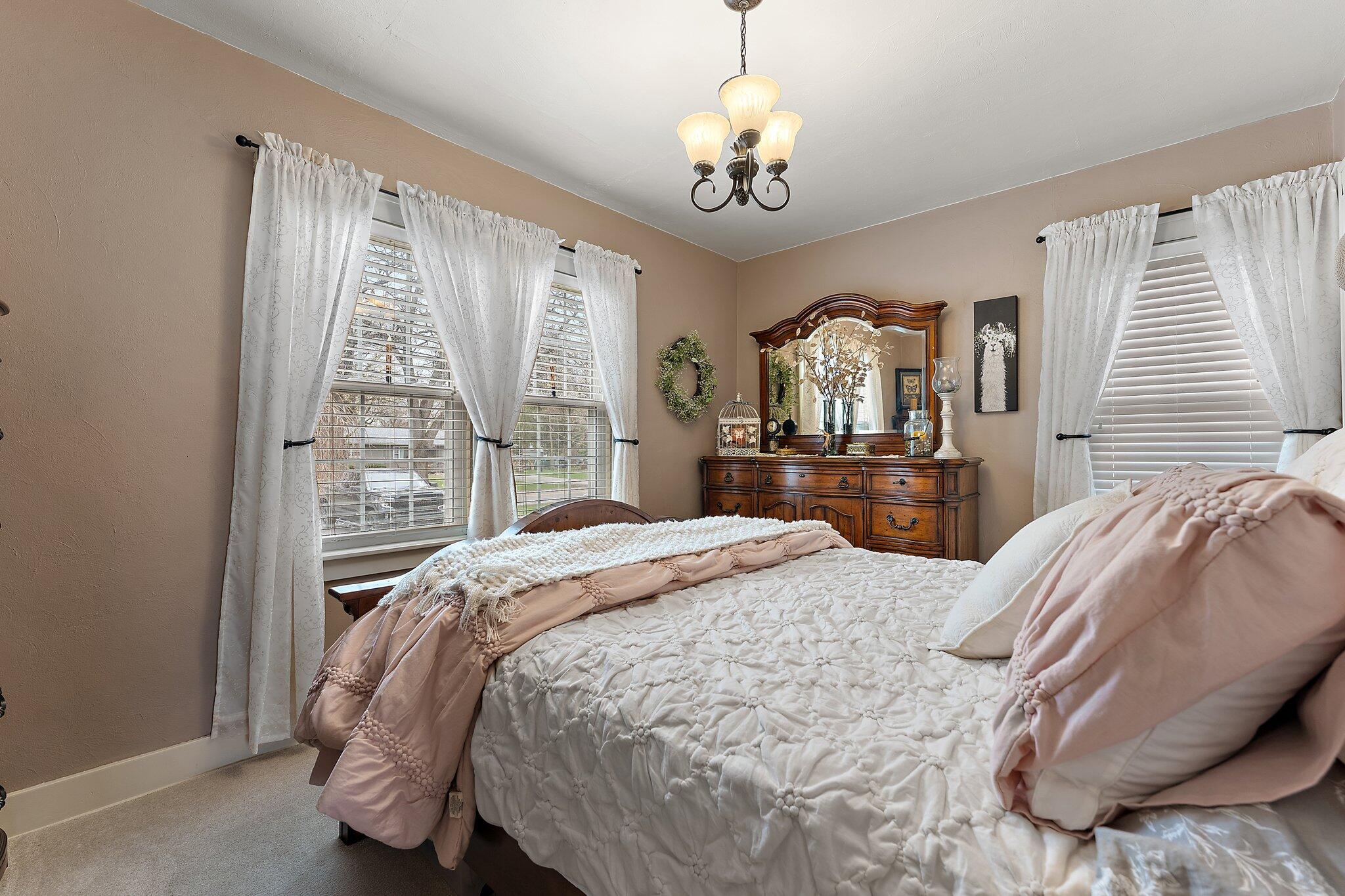 3333 W 47th Avenue