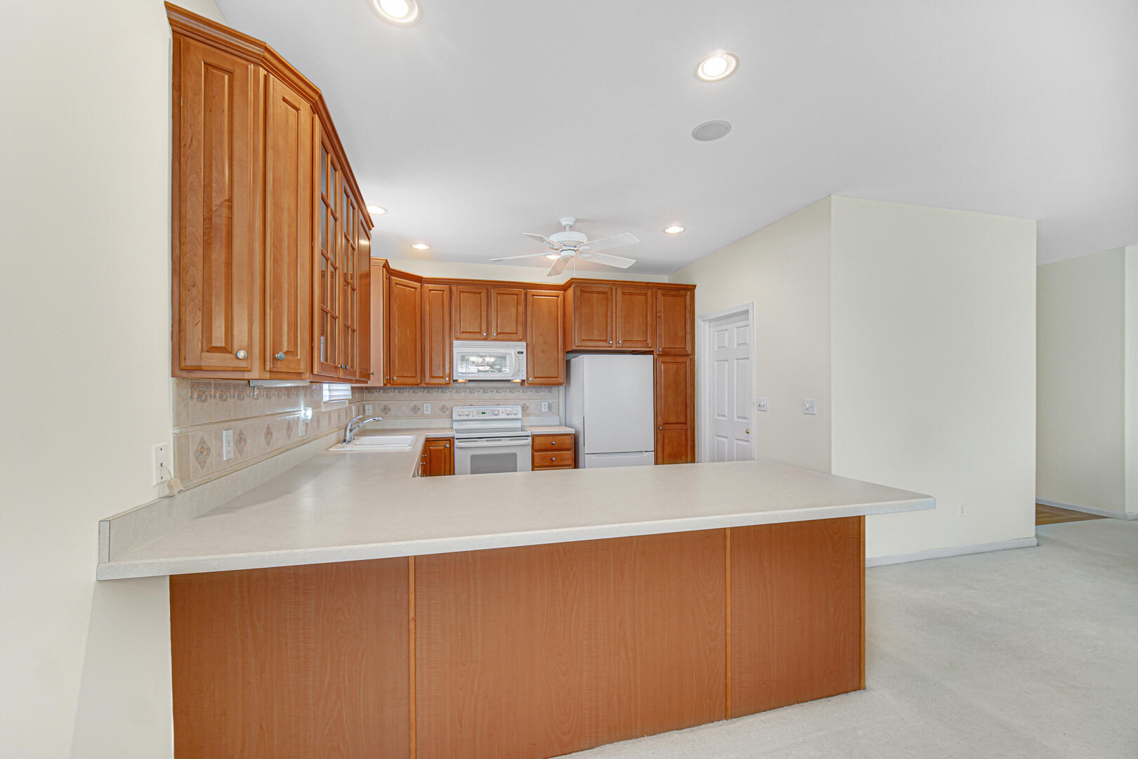 2726 White Pine Circle