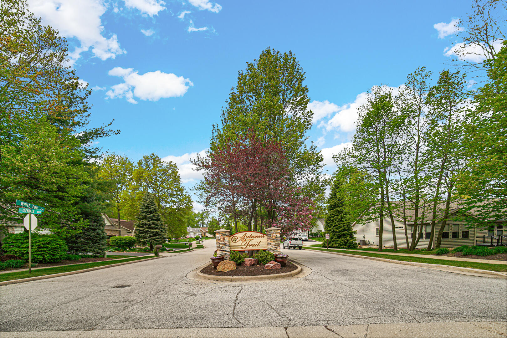 2726 White Pine Circle