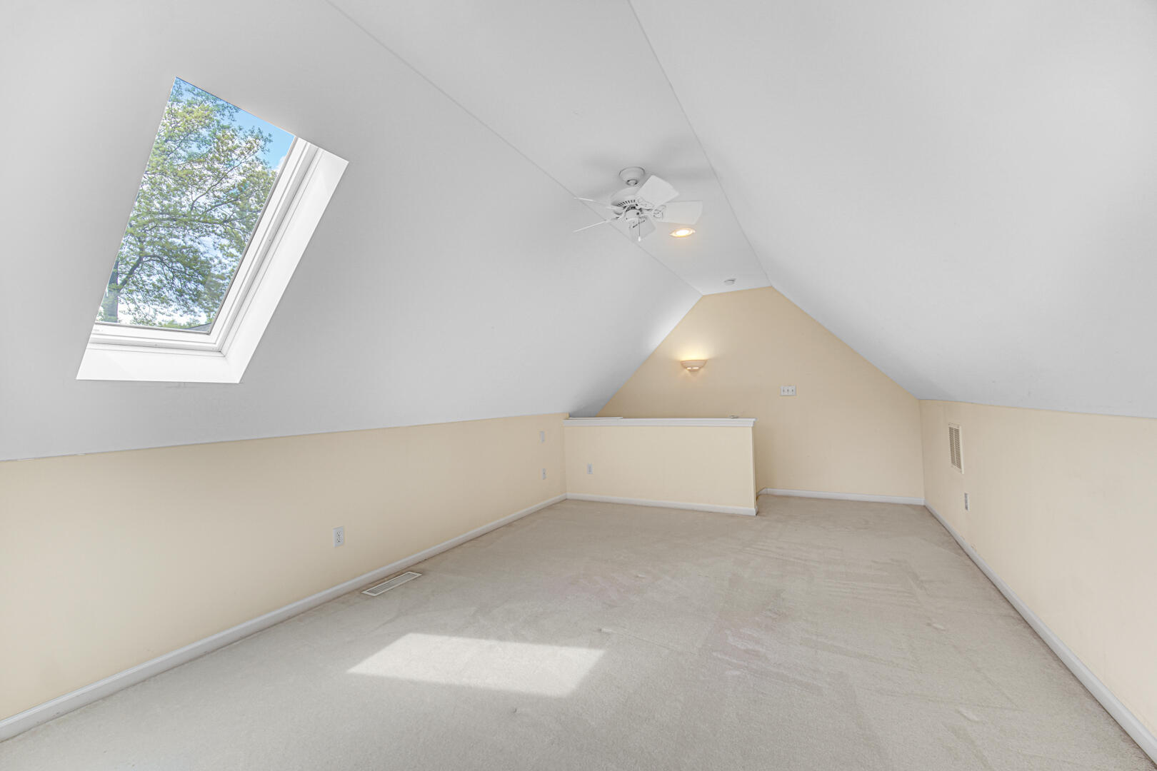 2726 White Pine Circle