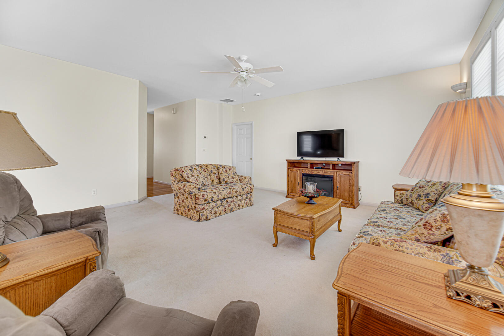 2726 White Pine Circle