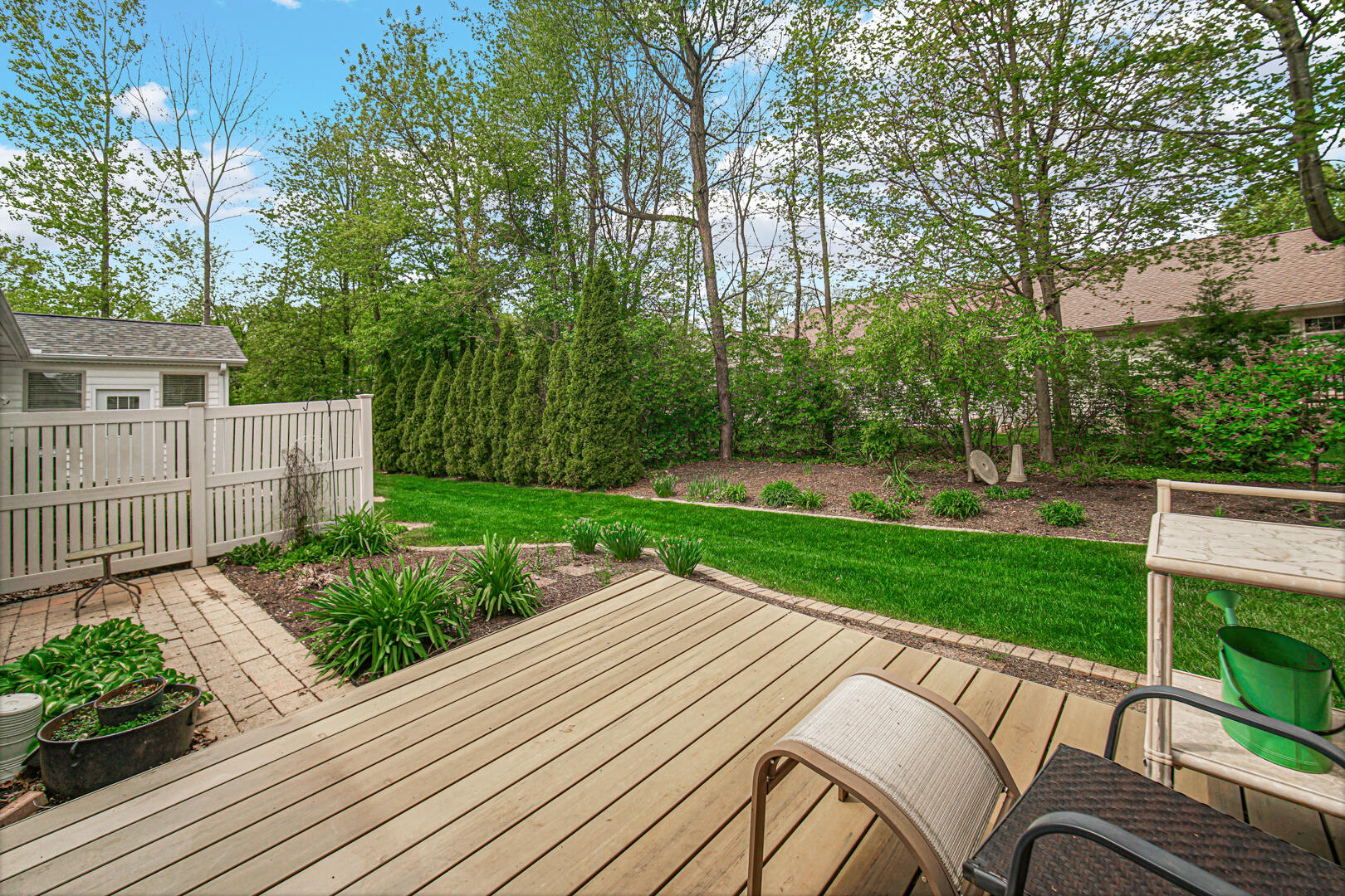 2726 White Pine Circle