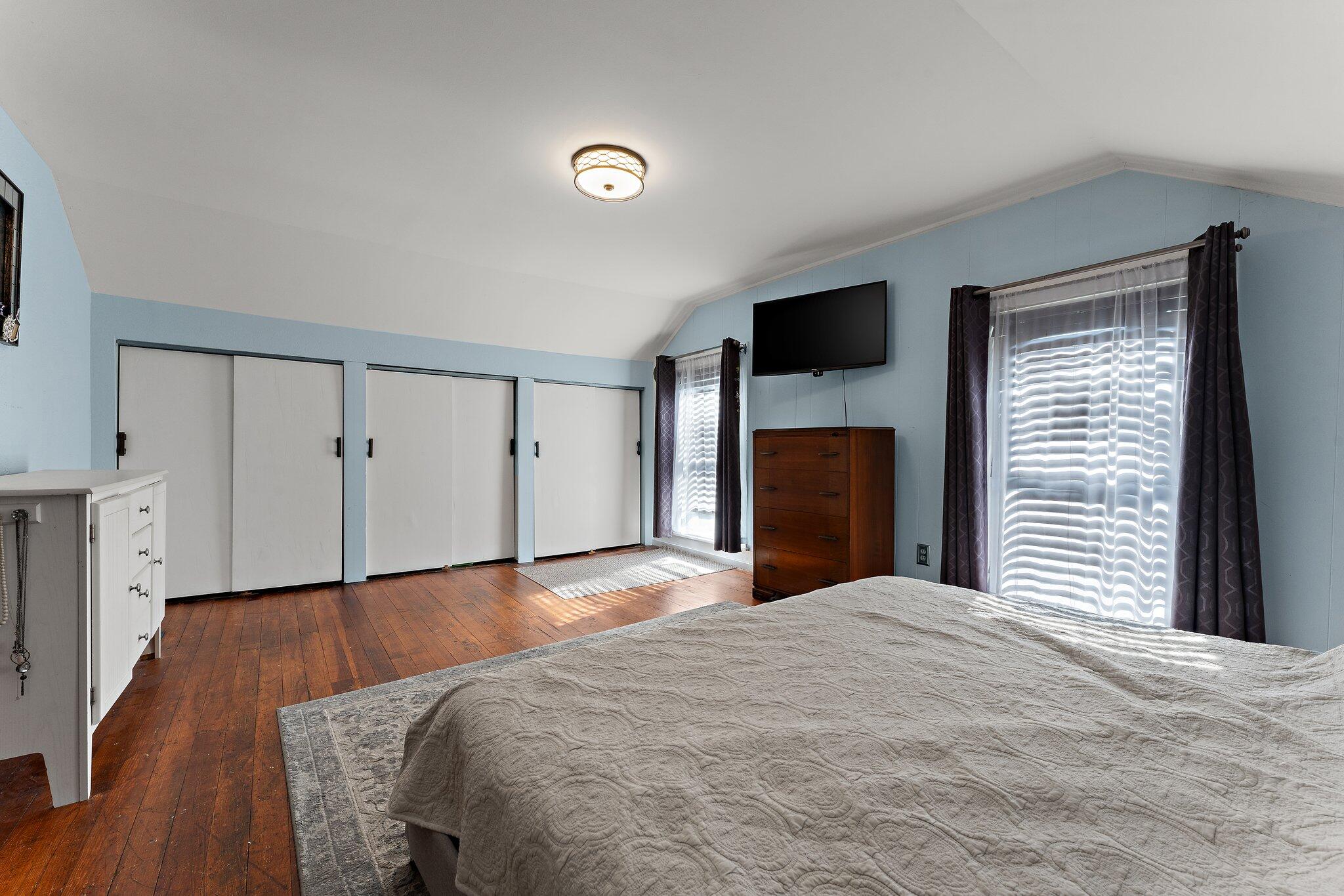 606 Lafayette Street