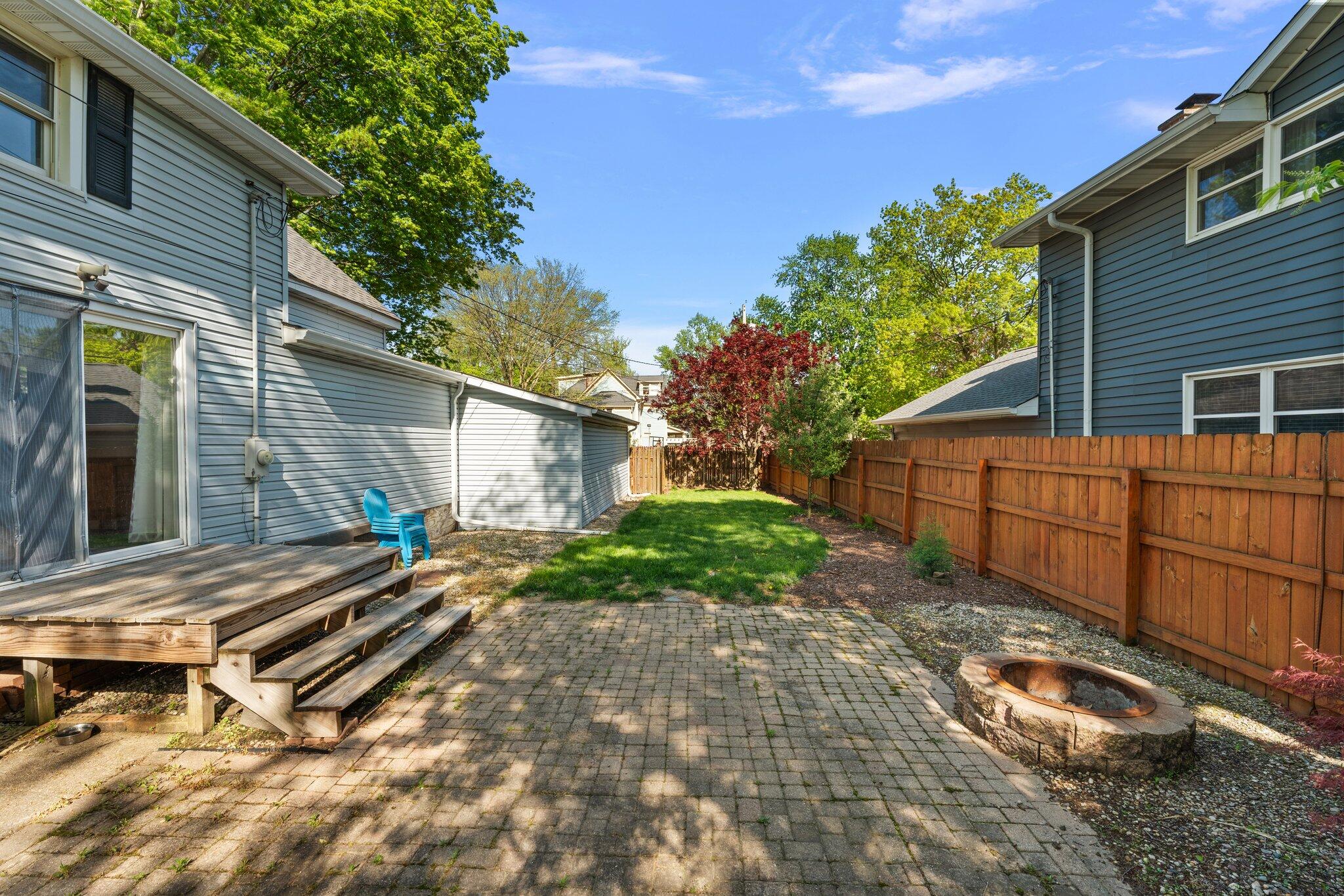 606 Lafayette Street