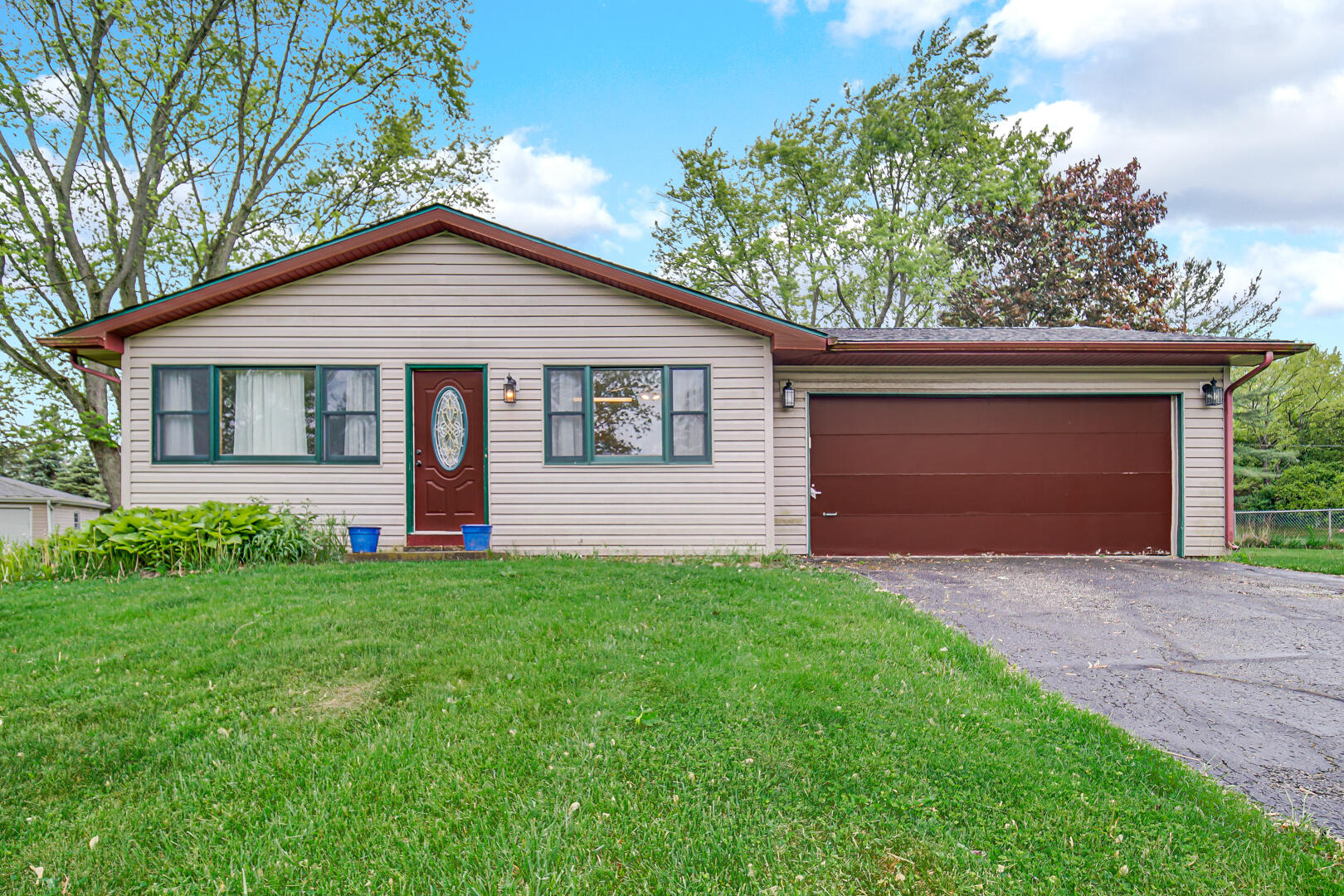 2255 St Joseph Lane
