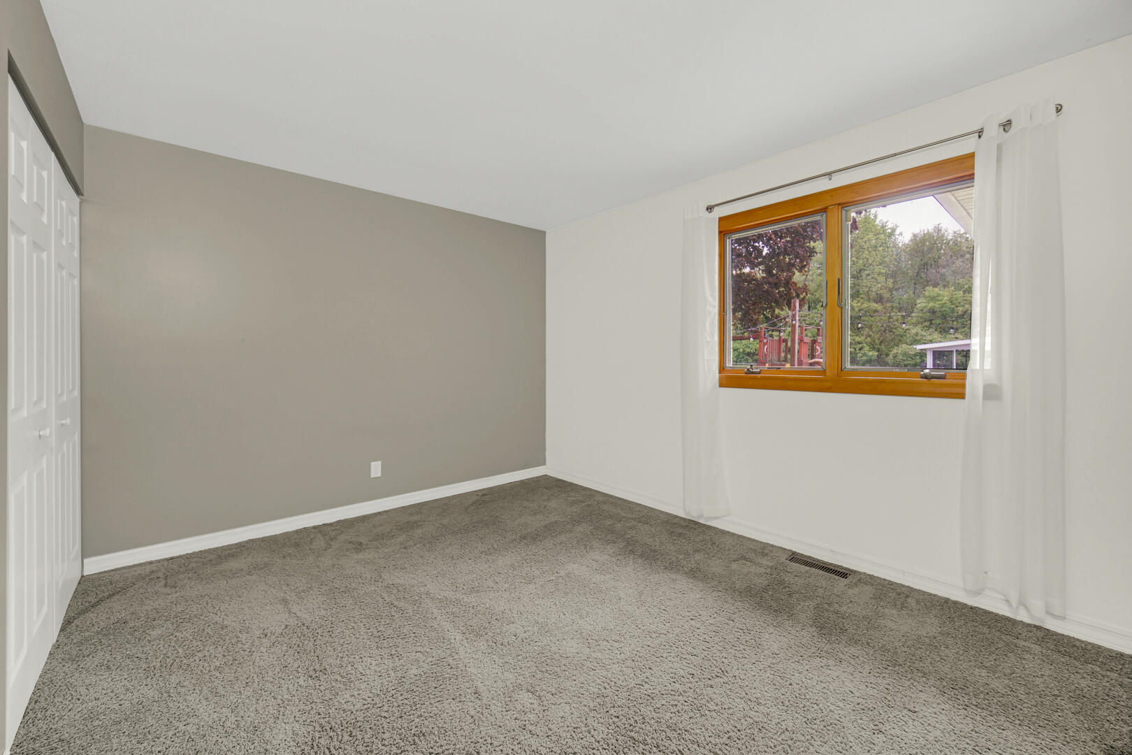 2255 St Joseph Lane