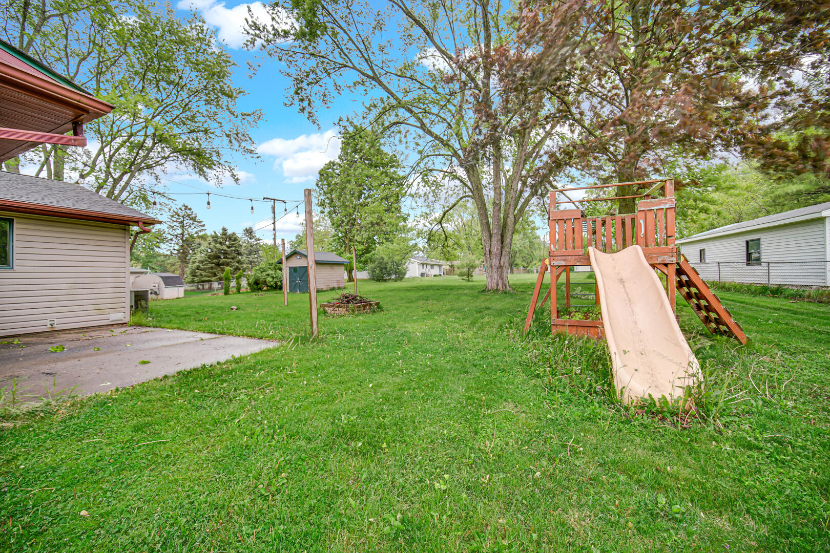2255 St Joseph Lane