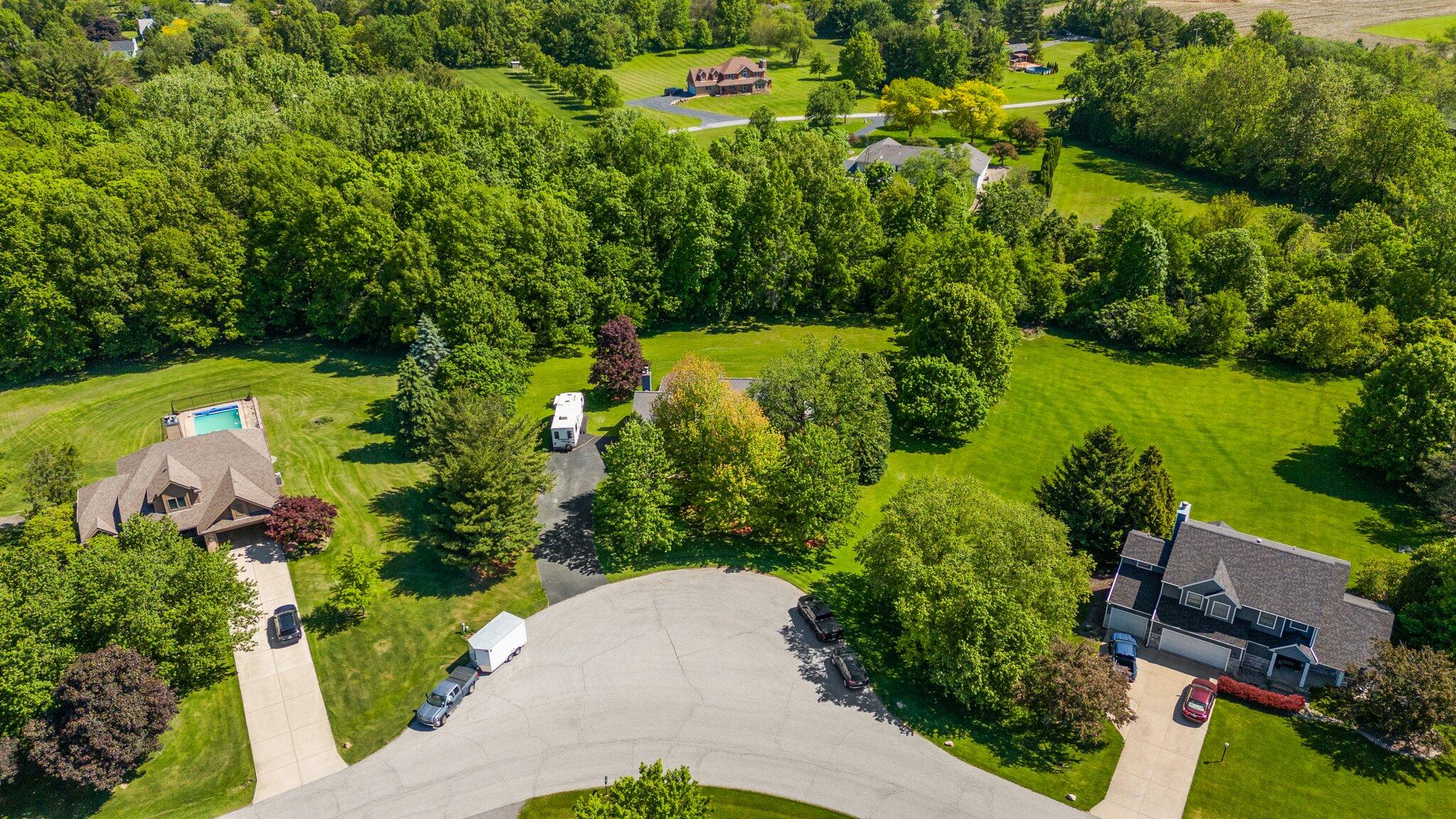 579 Fleetwood Drive N