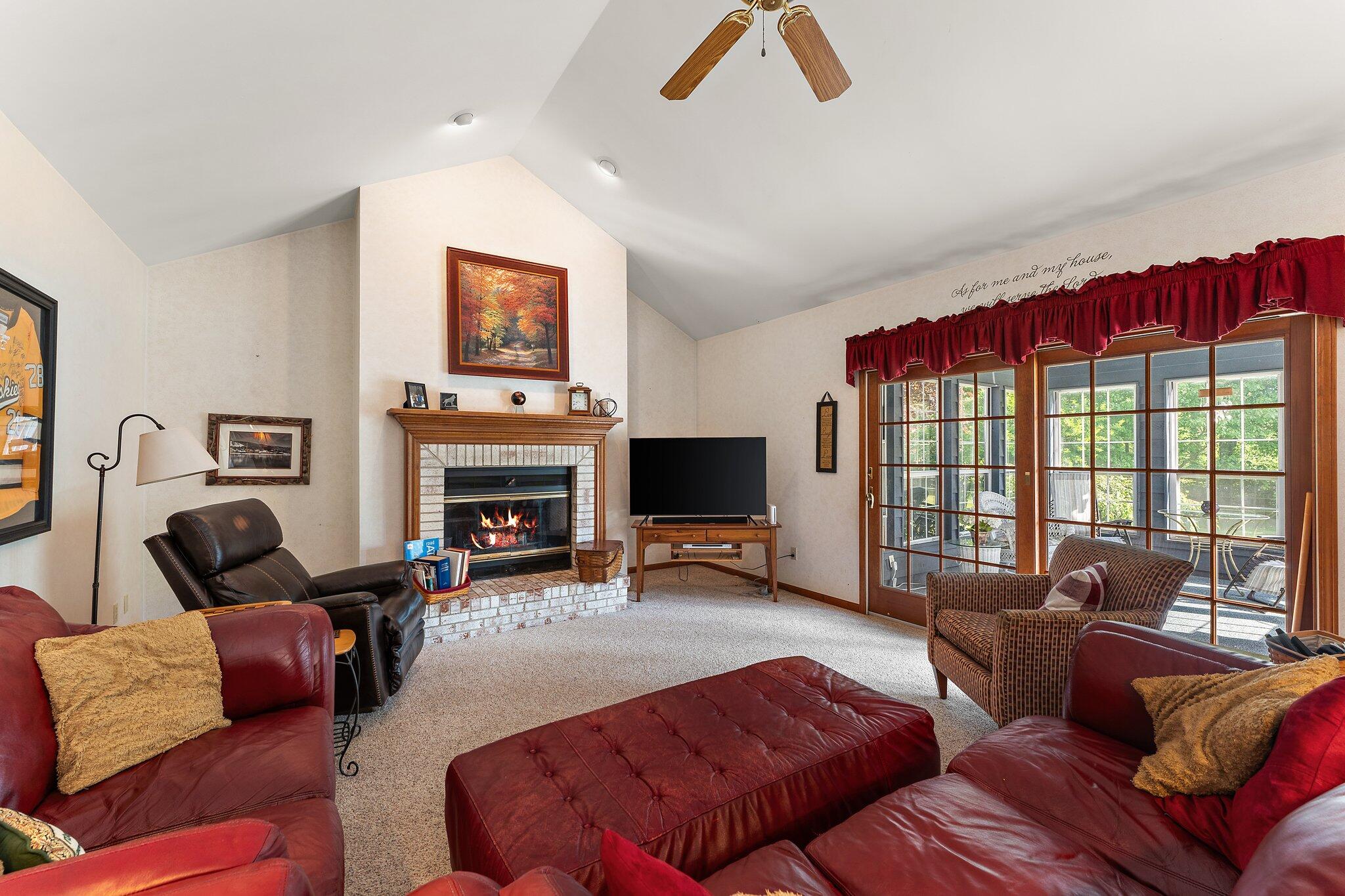 579 Fleetwood Drive N