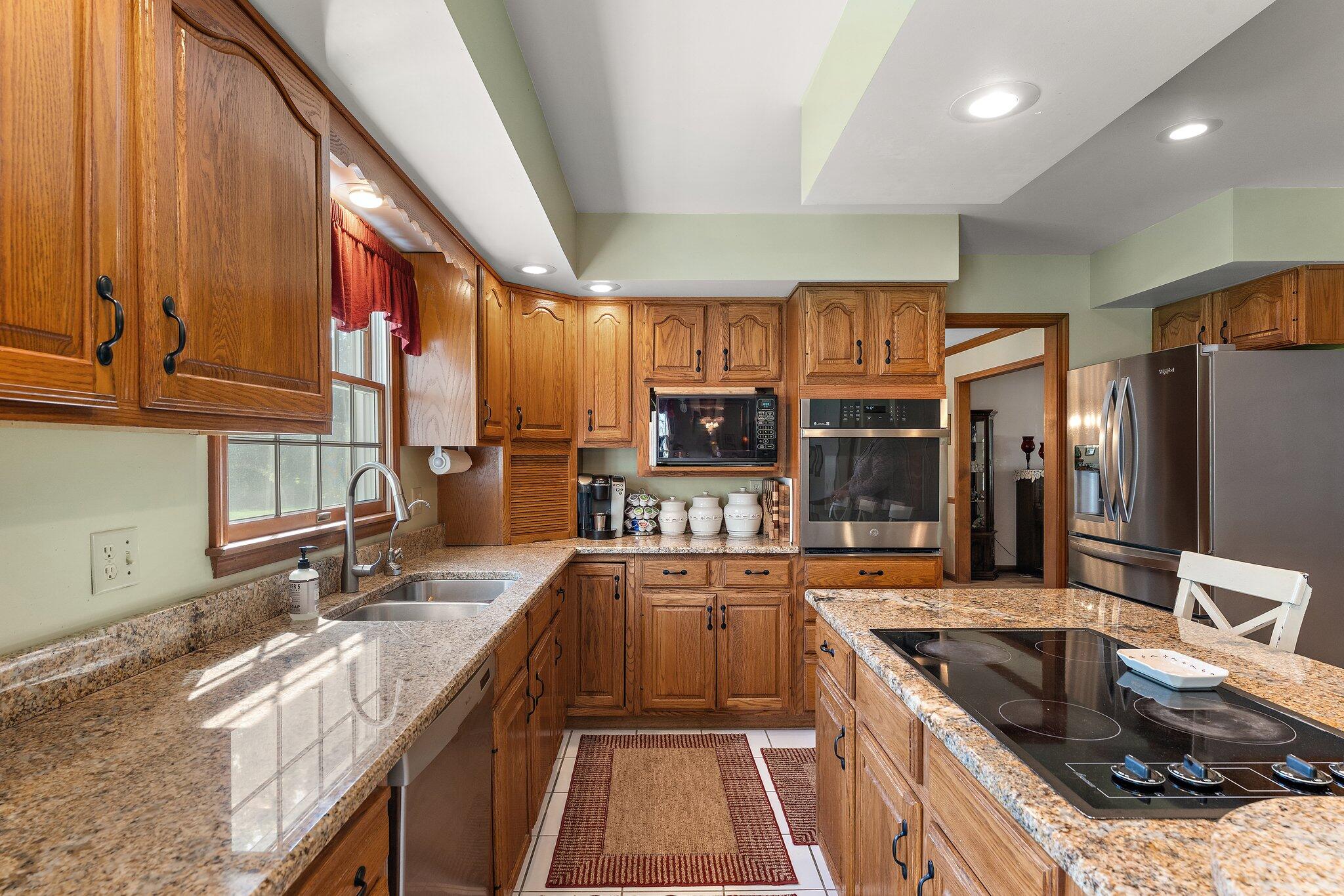 579 Fleetwood Drive N