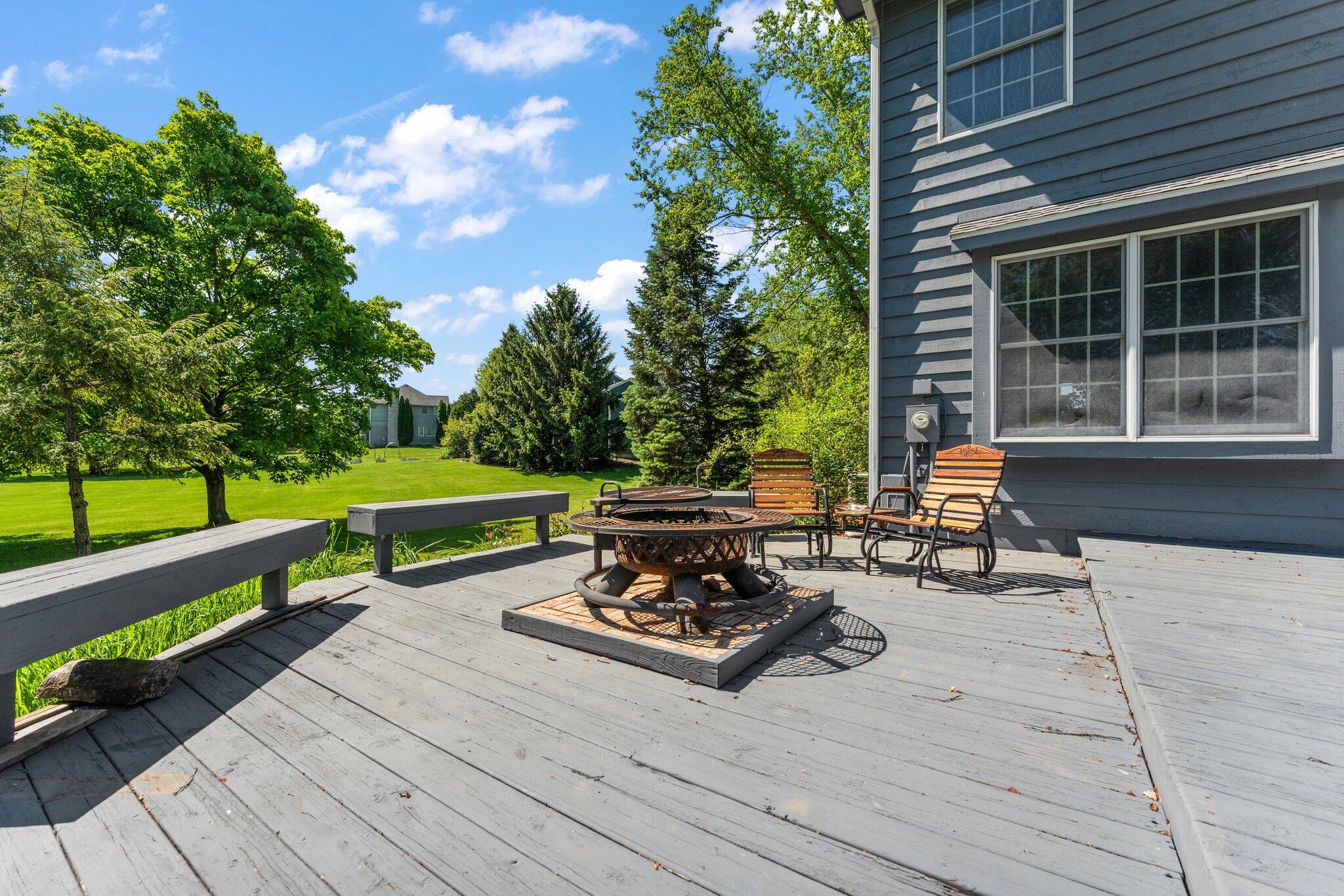 579 Fleetwood Drive N