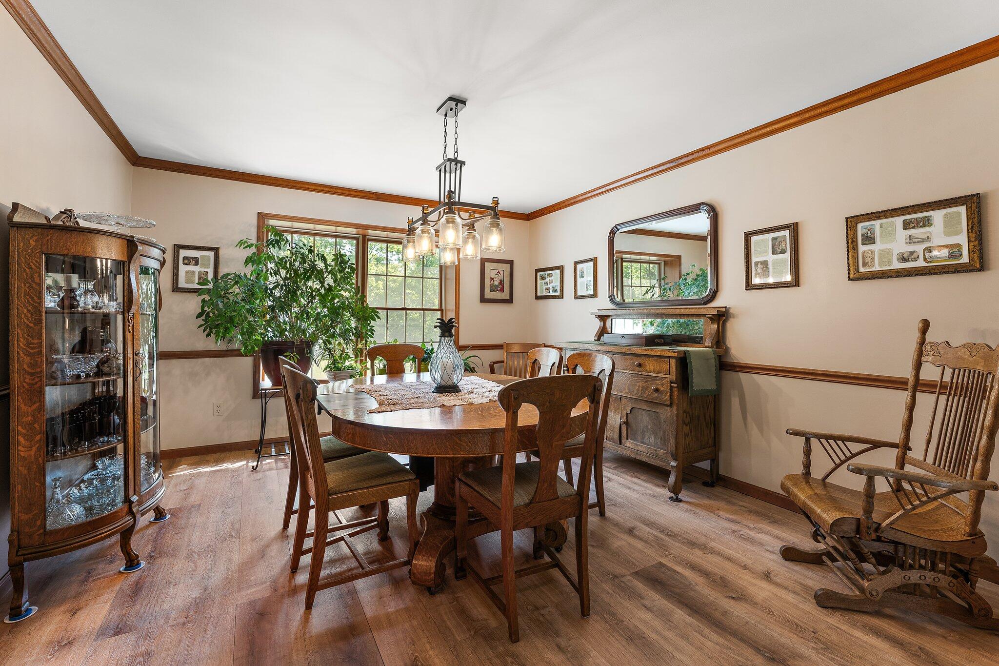 579 Fleetwood Drive N