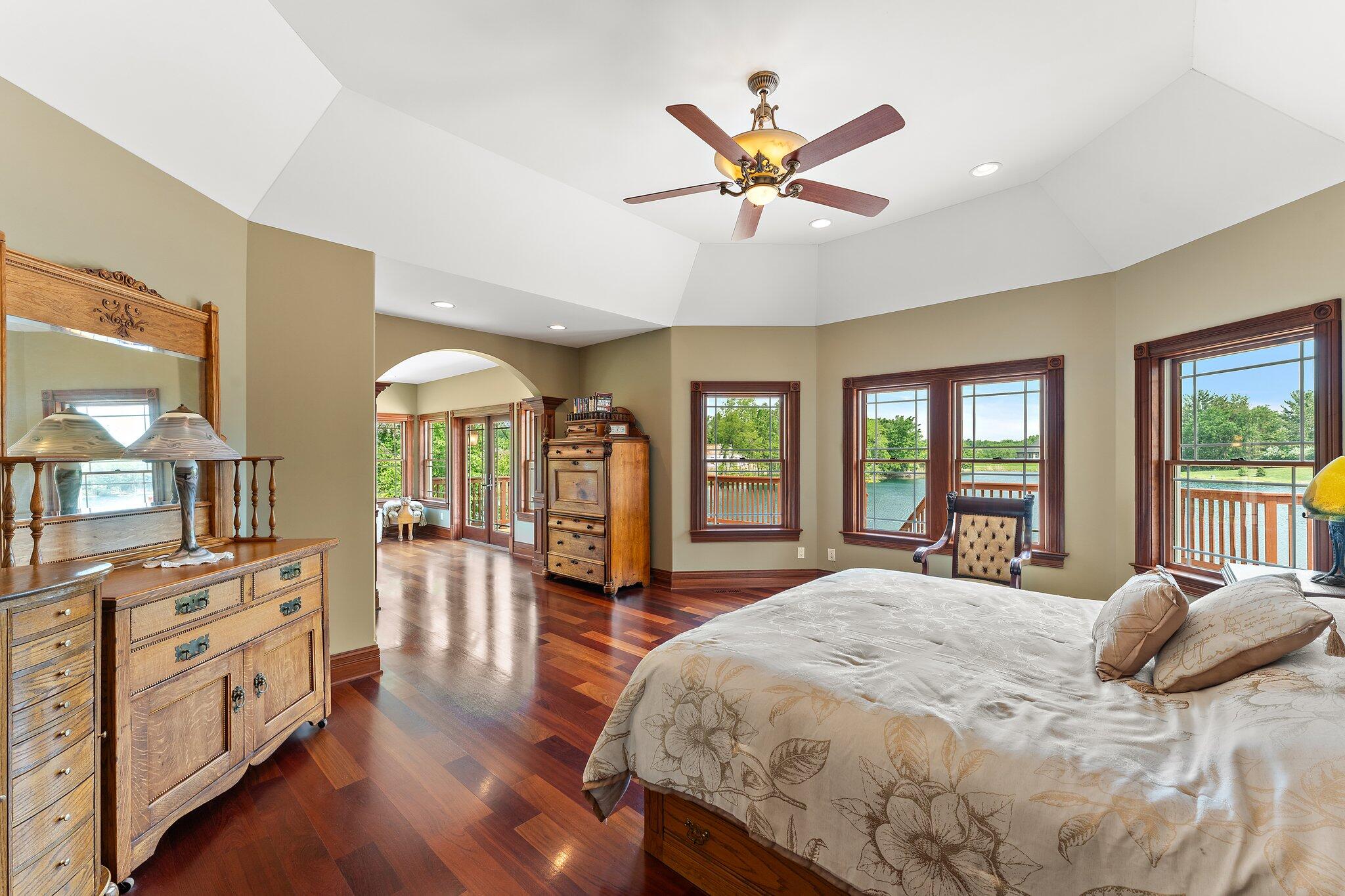 77 Liberty Lakes Drive