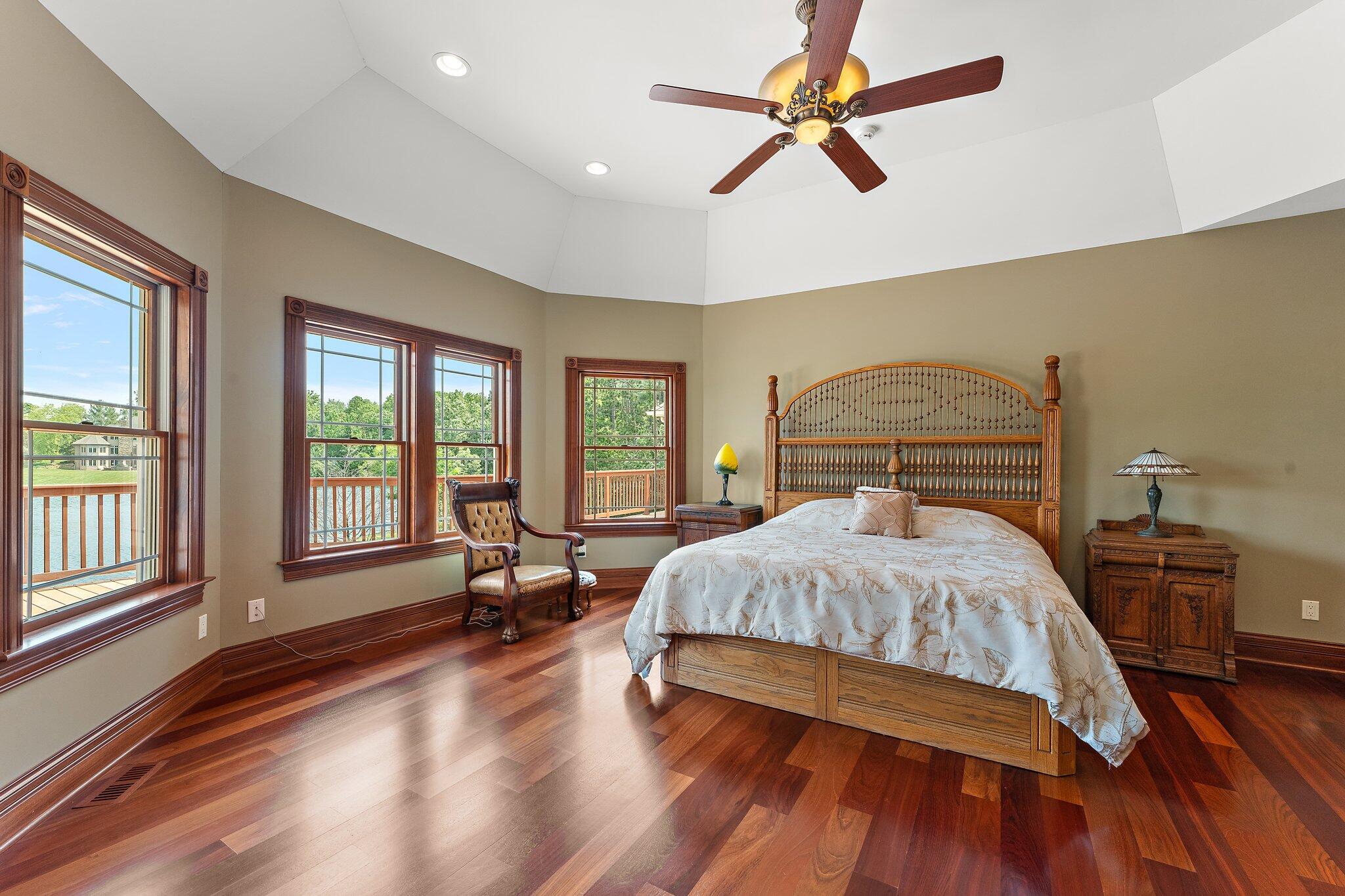 77 Liberty Lakes Drive