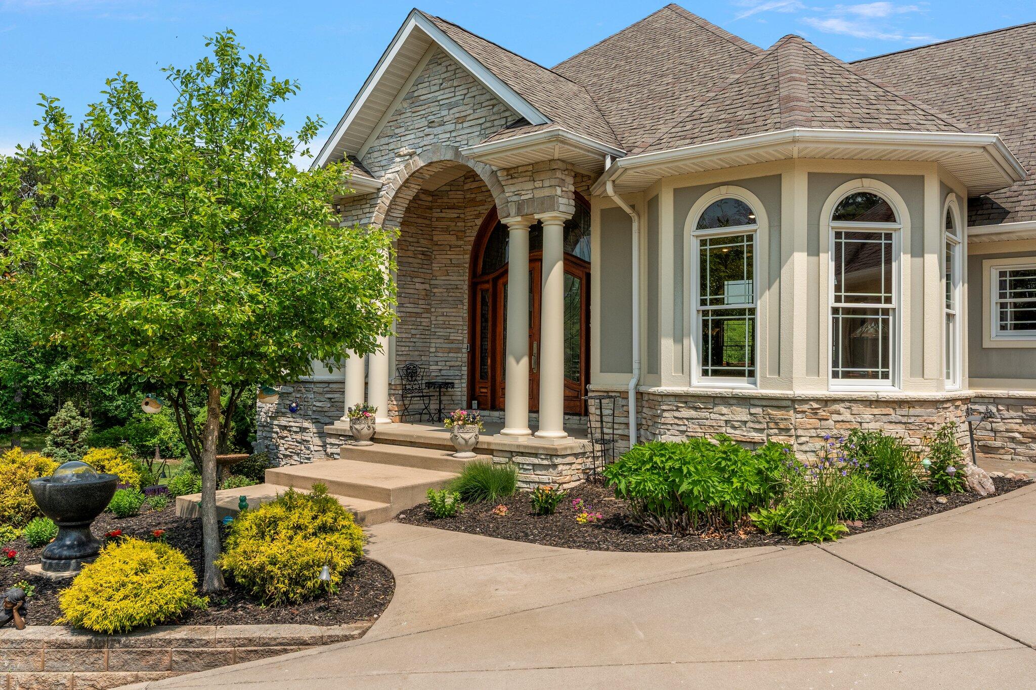 77 Liberty Lakes Drive