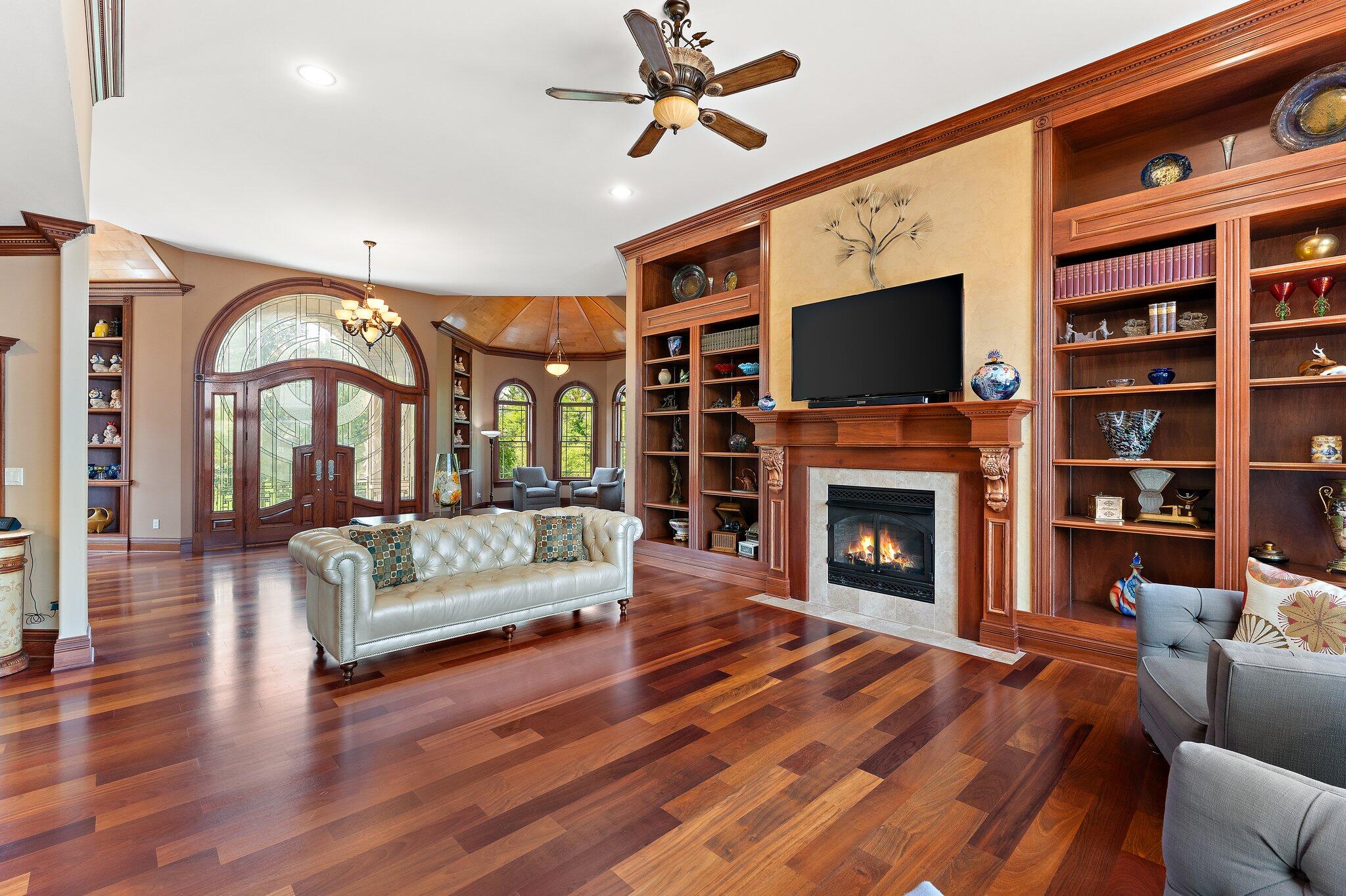 77 Liberty Lakes Drive