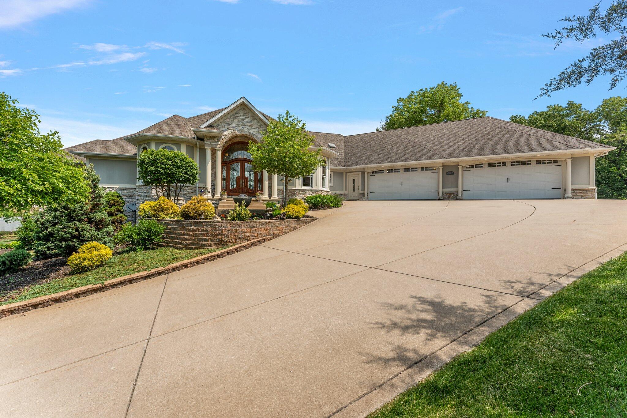 77 Liberty Lakes Drive