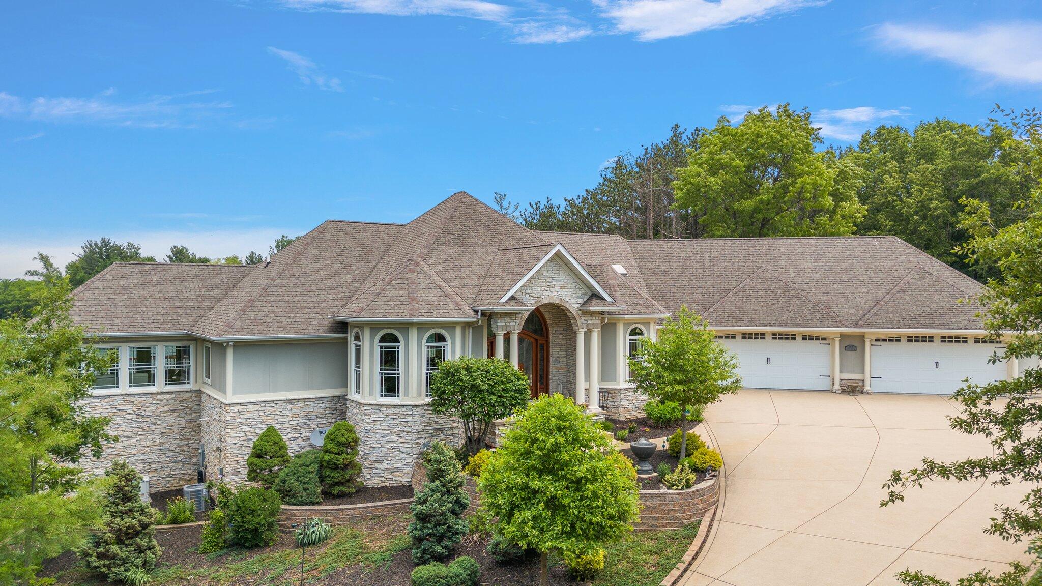 77 Liberty Lakes Drive