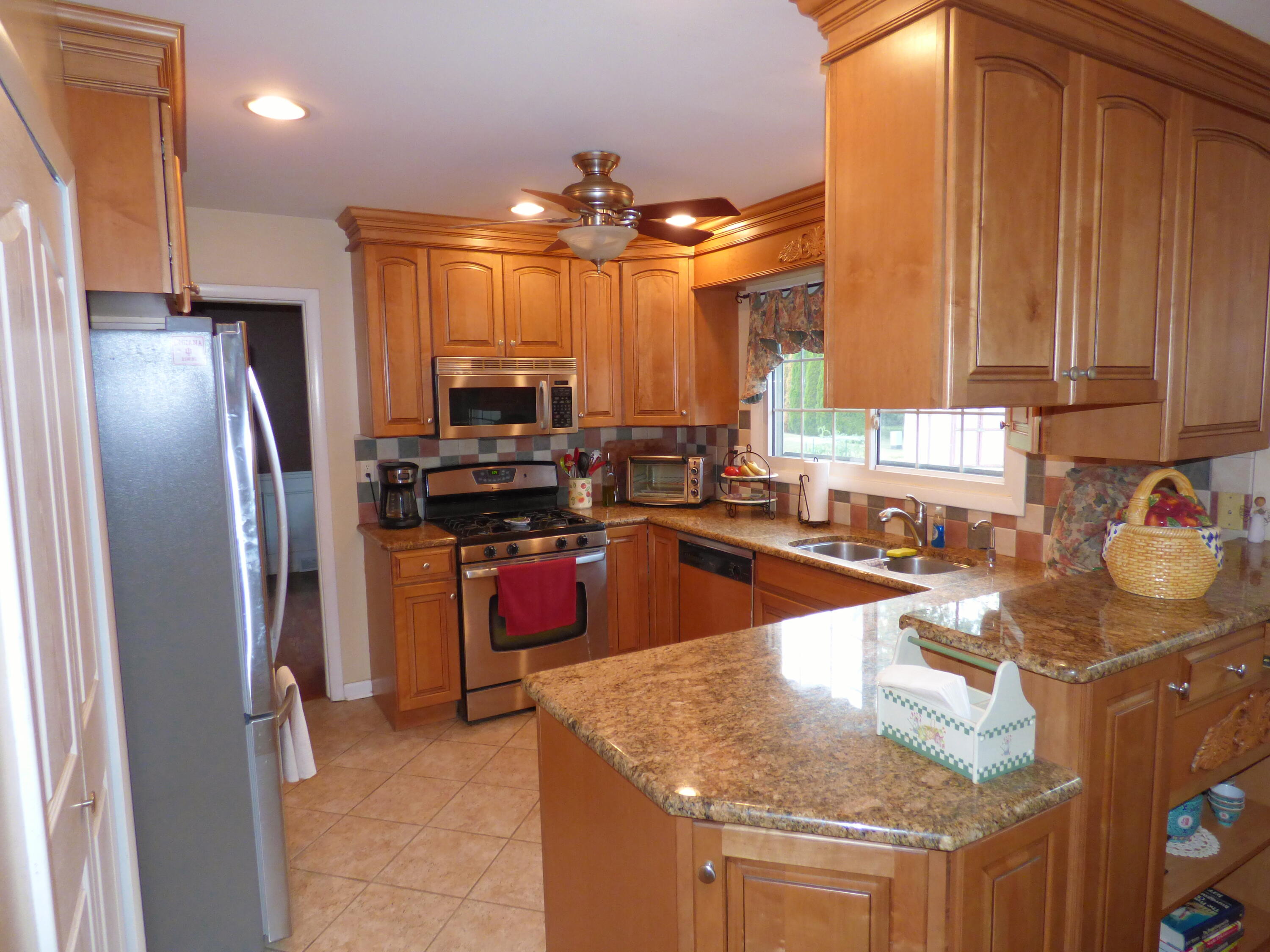 605 Stratford Terrace