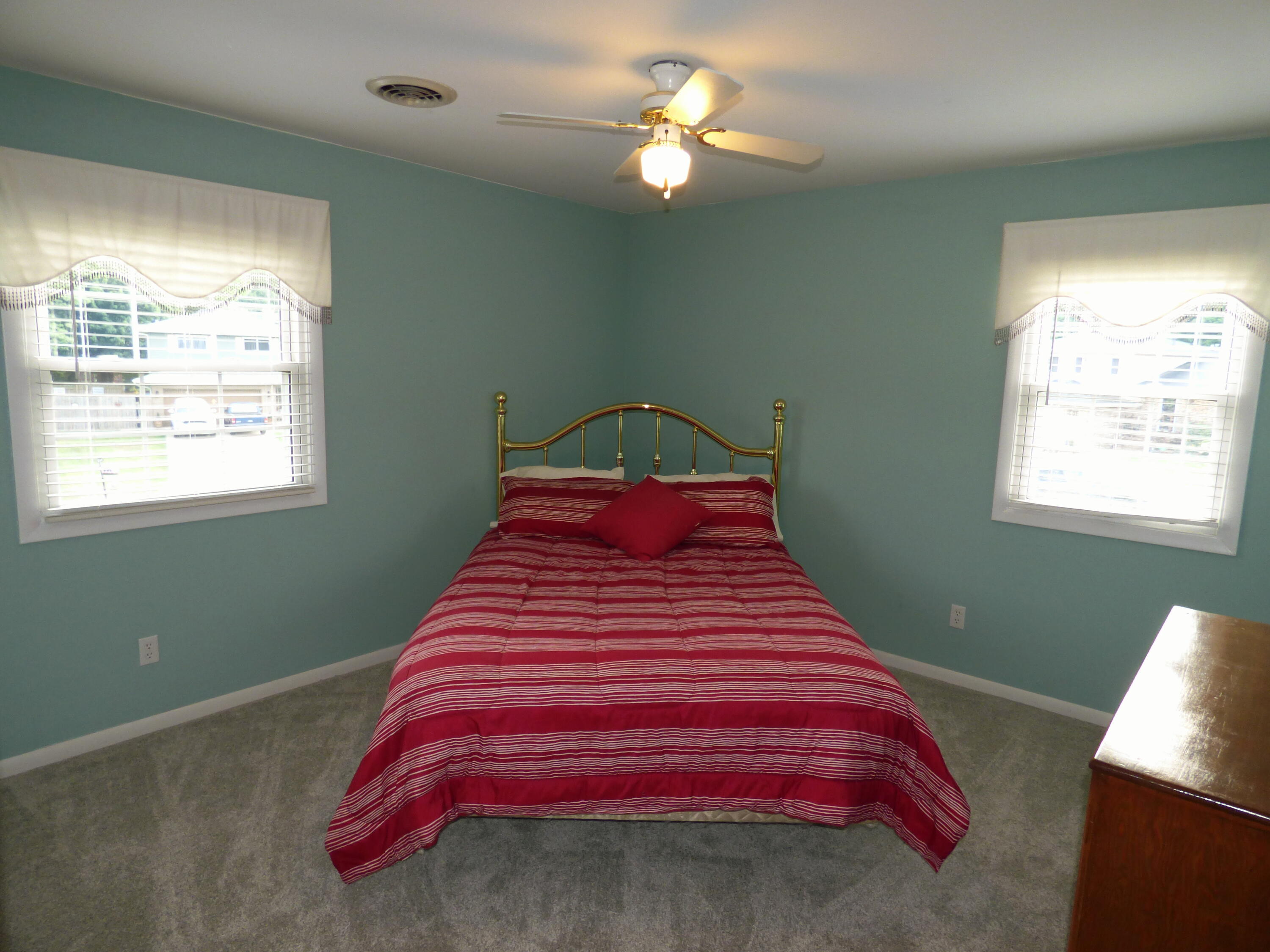 605 Stratford Terrace