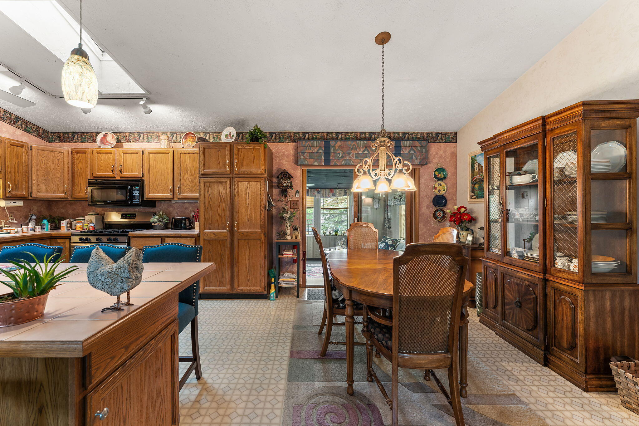6960 W 86th Place