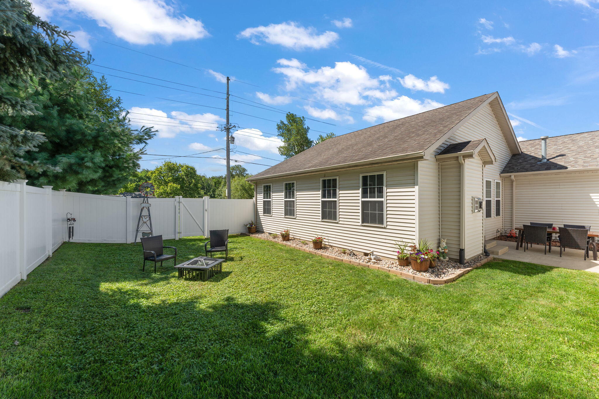 1100 Pine Creek Road
