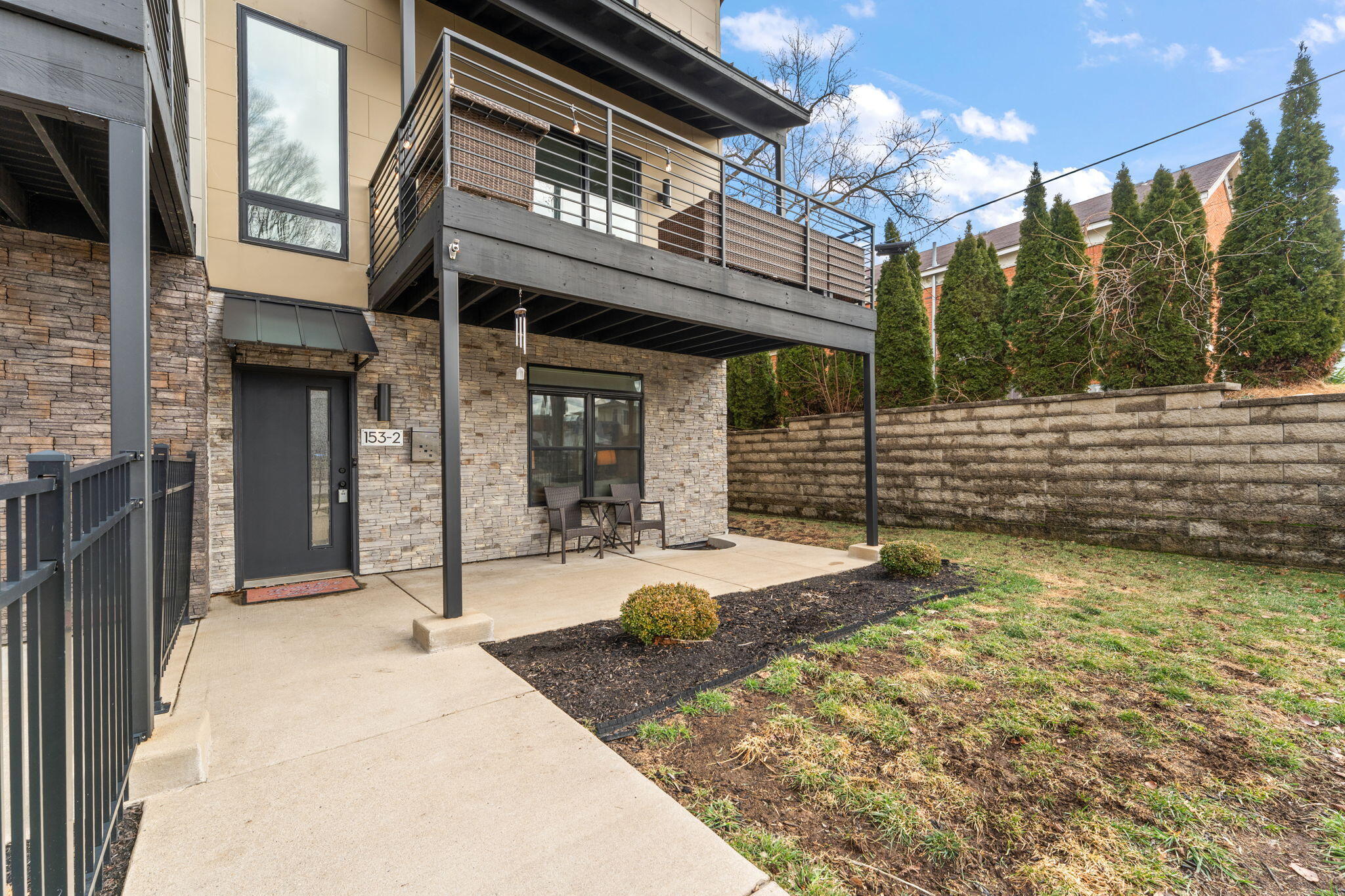 153 Morgan Boulevard Unit: 2