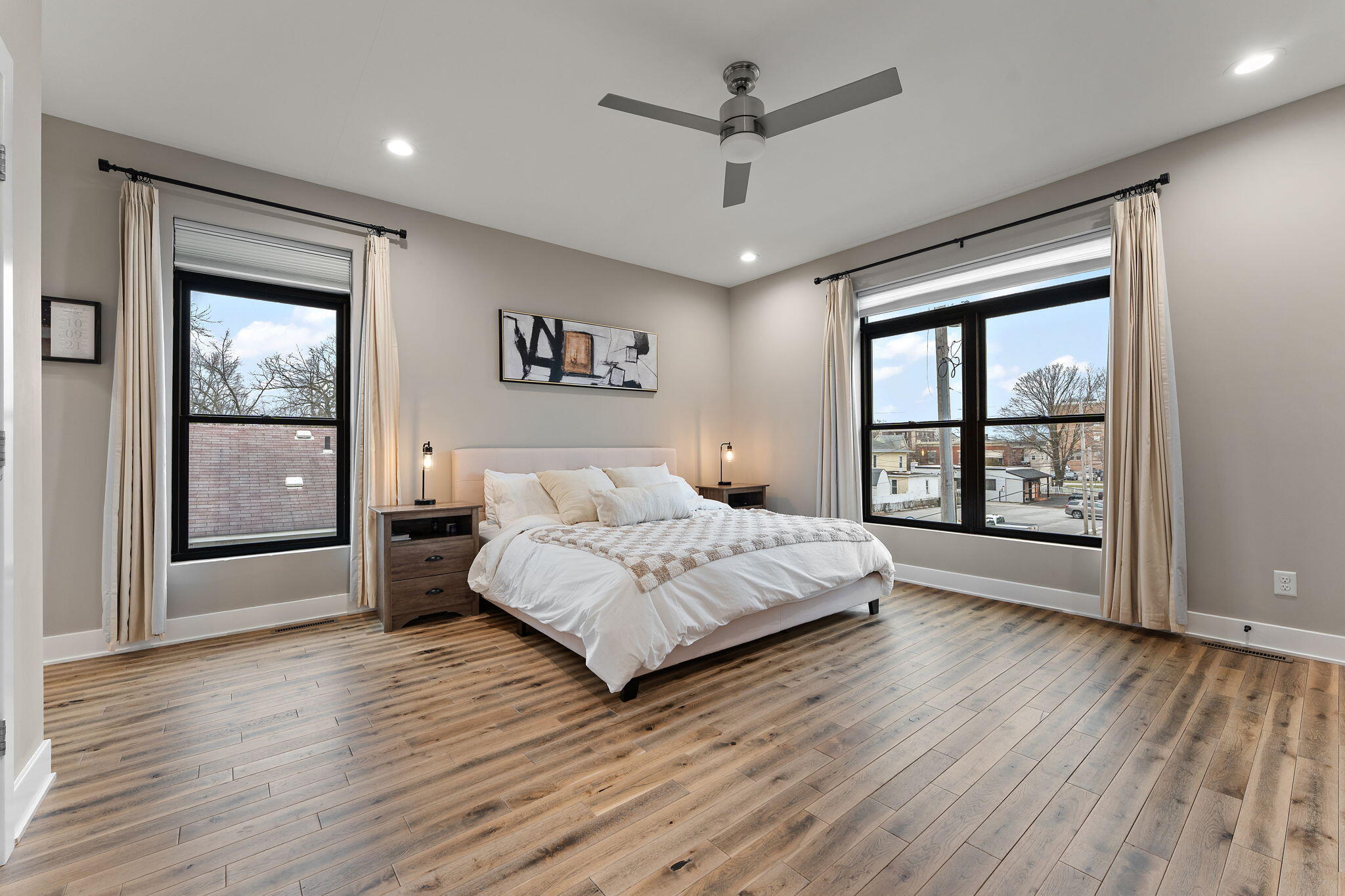 153 Morgan Boulevard Unit: 2