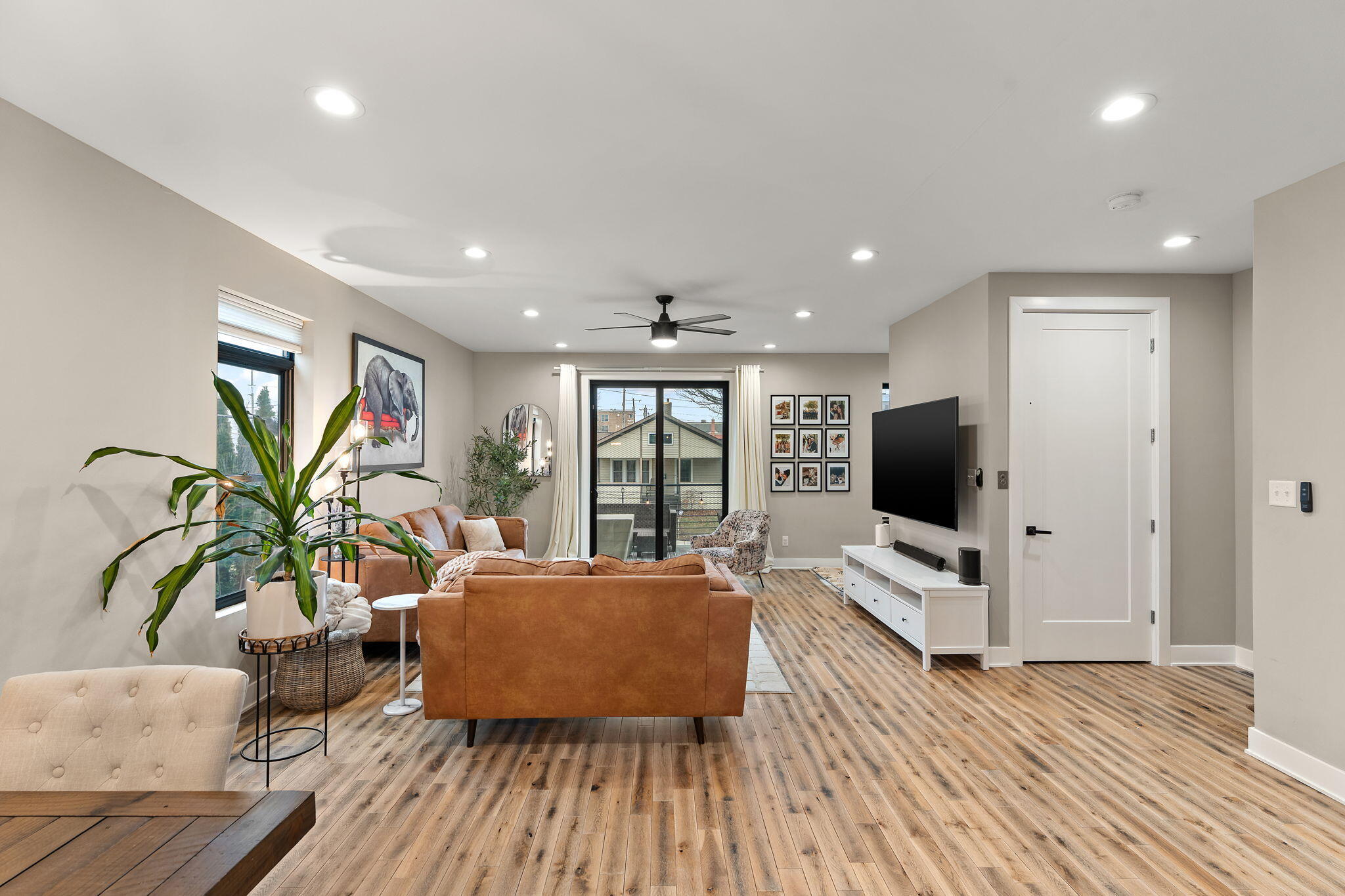 153 Morgan Boulevard Unit: 2