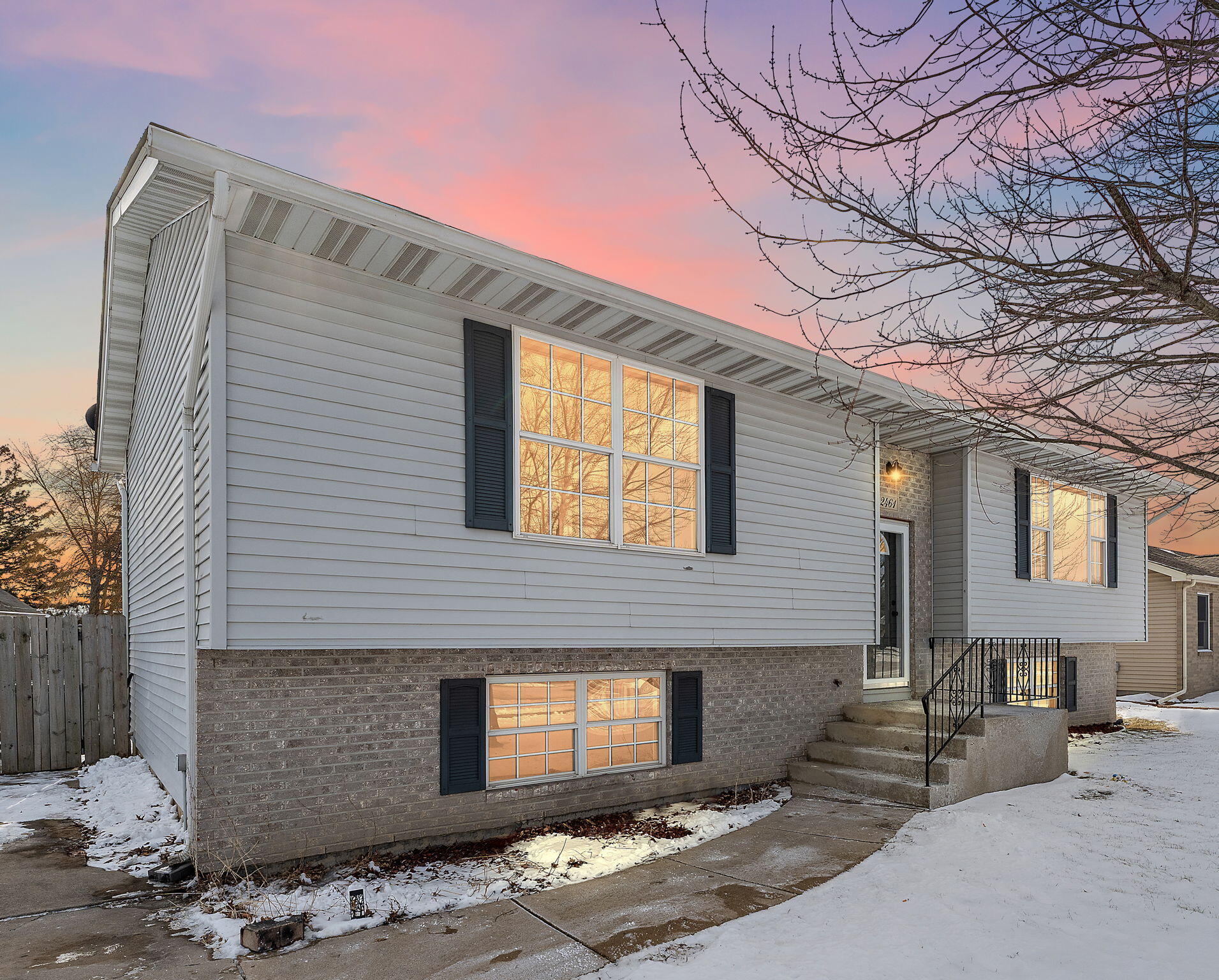 2461 S Hansen Boulevard