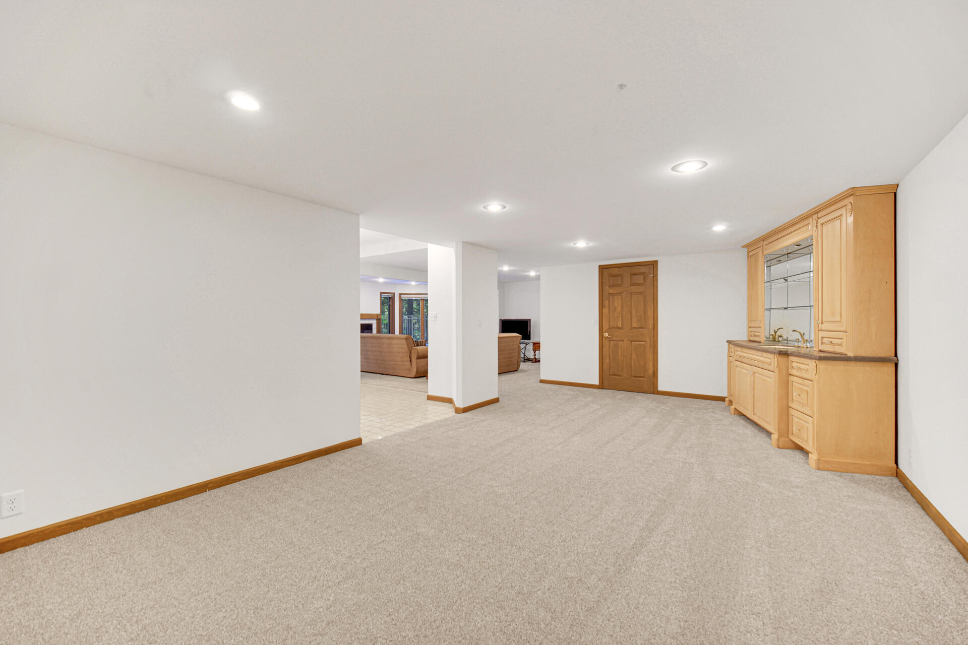 2102 Emmett Court