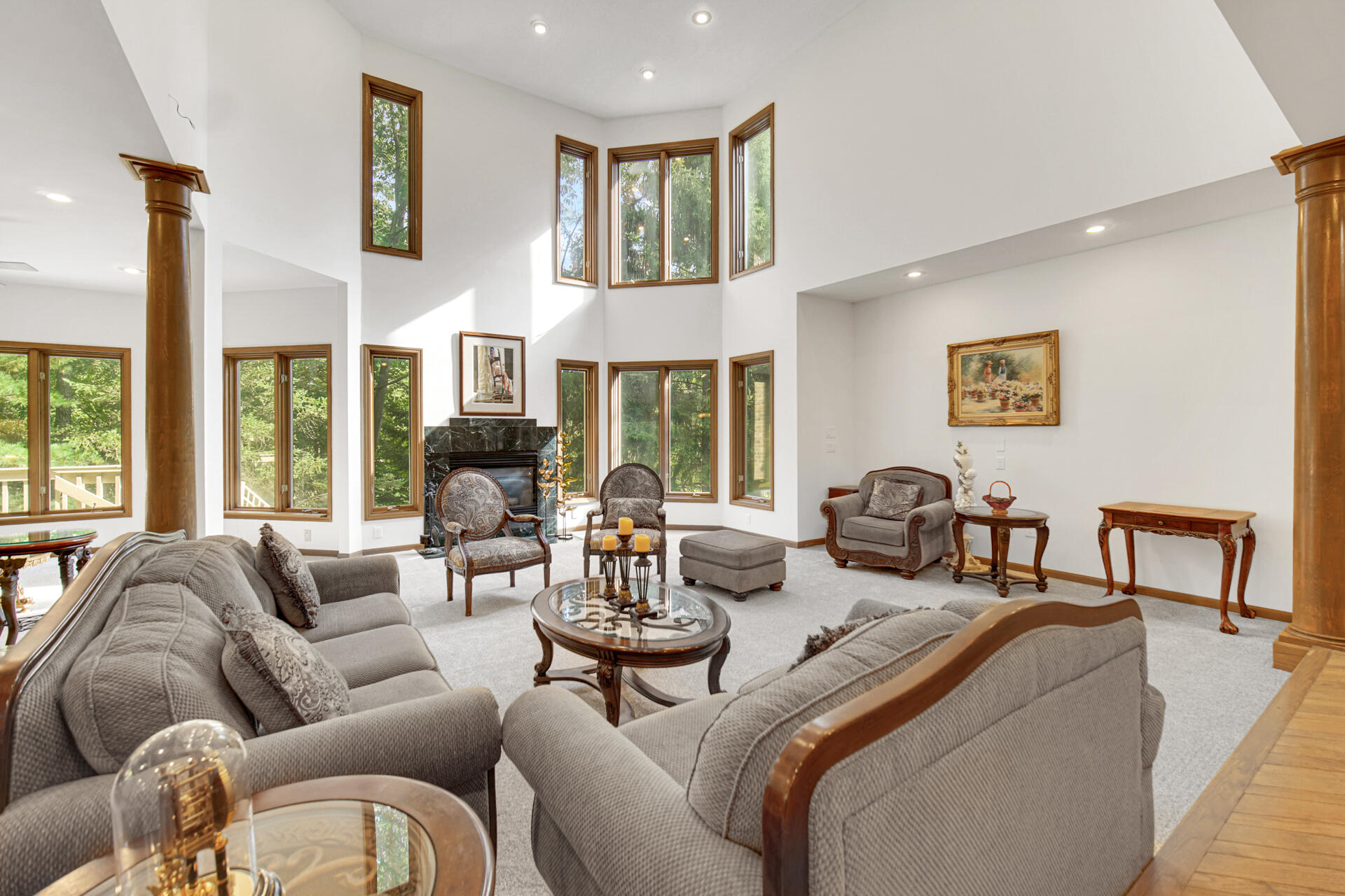 2102 Emmett Court
