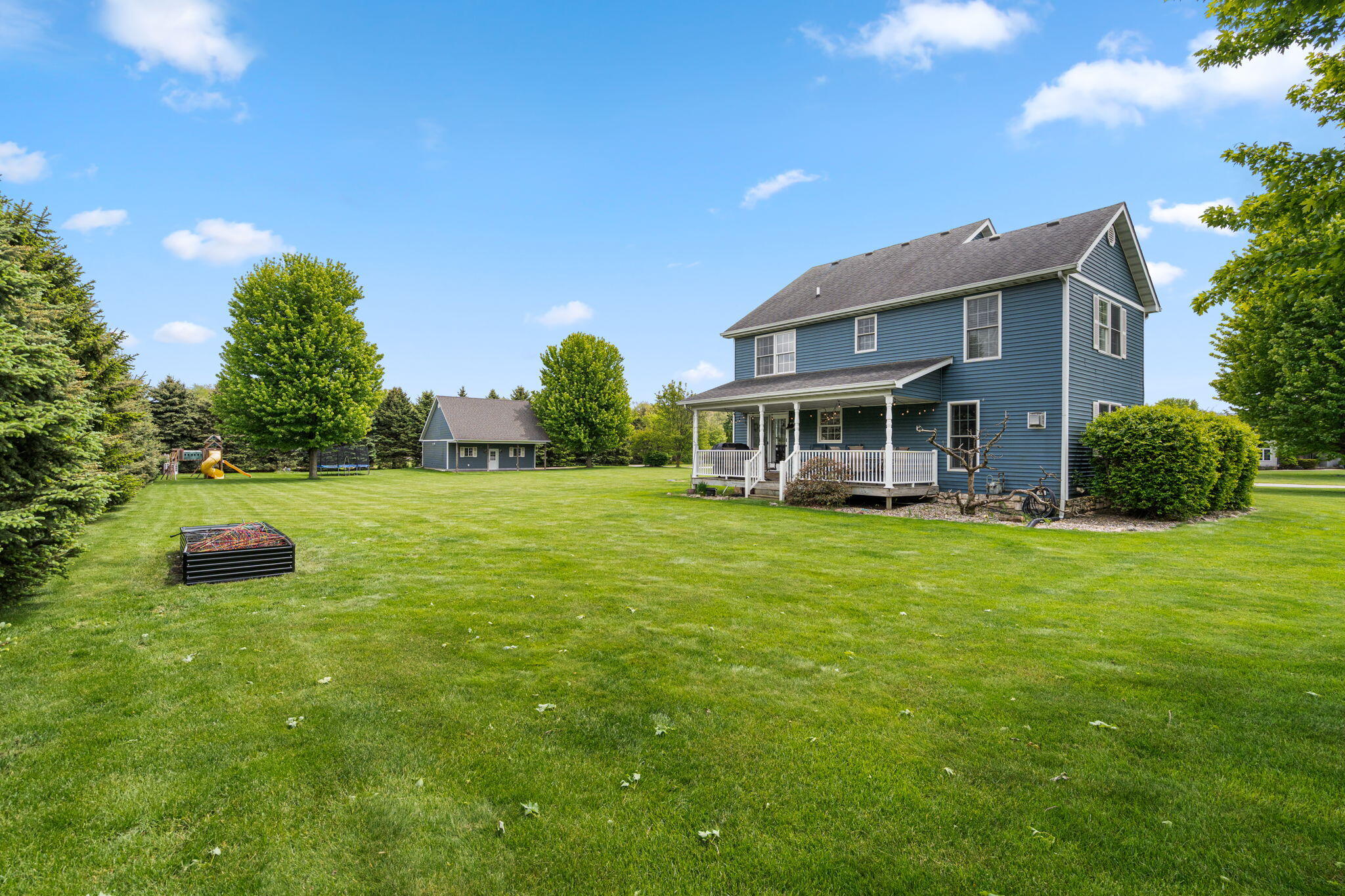403 Creekwood Drive