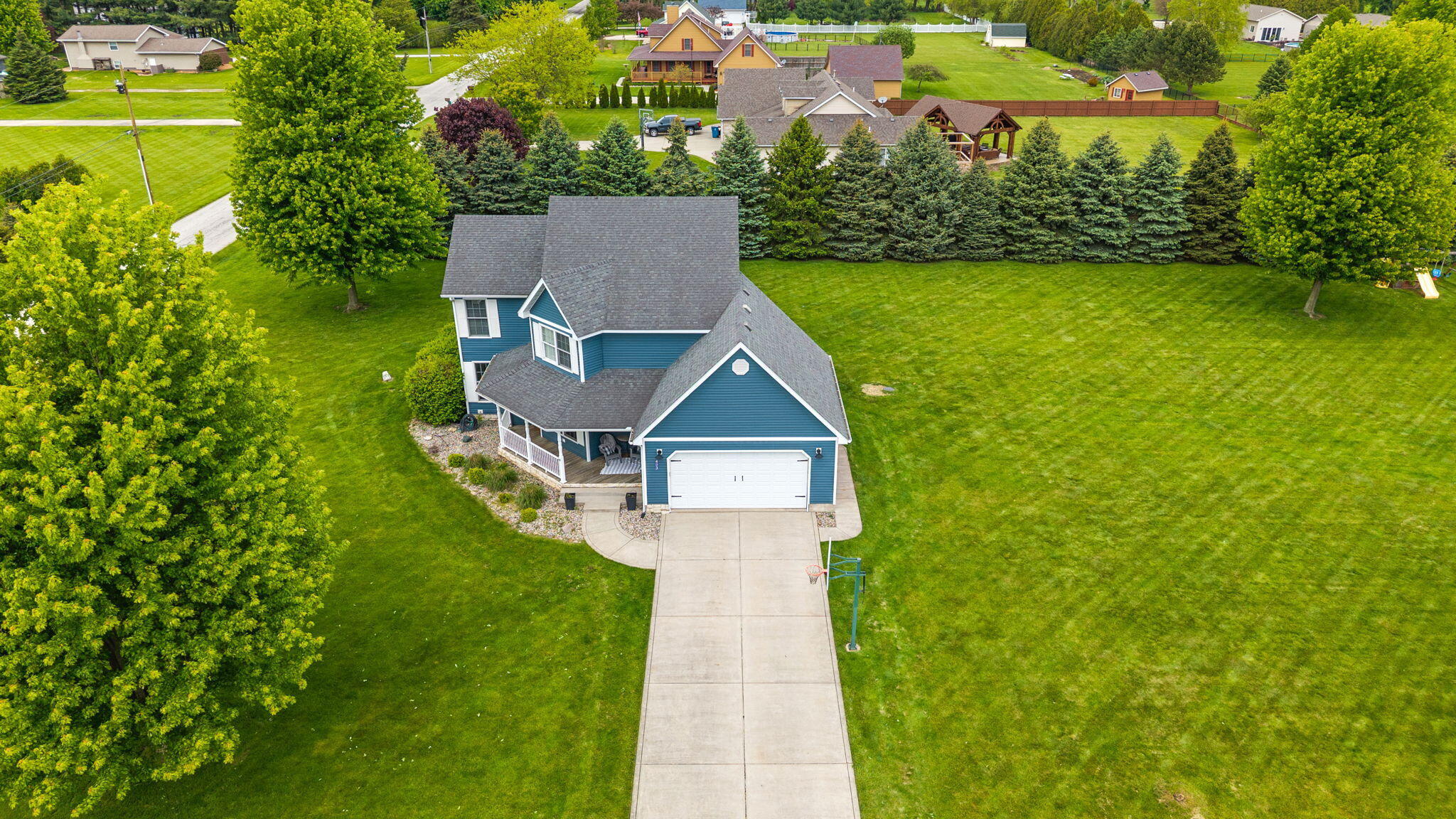 403 Creekwood Drive