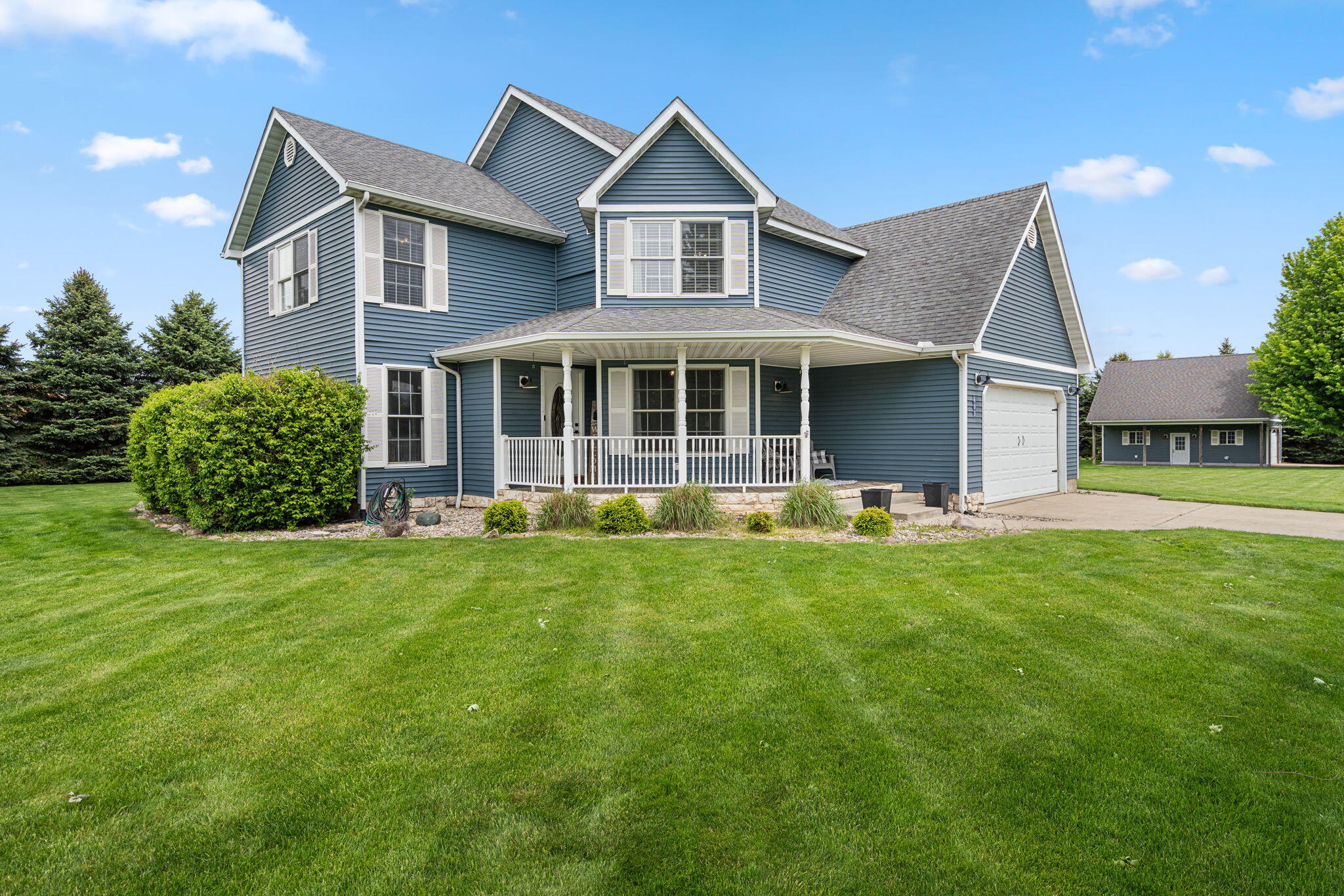 403 Creekwood Drive