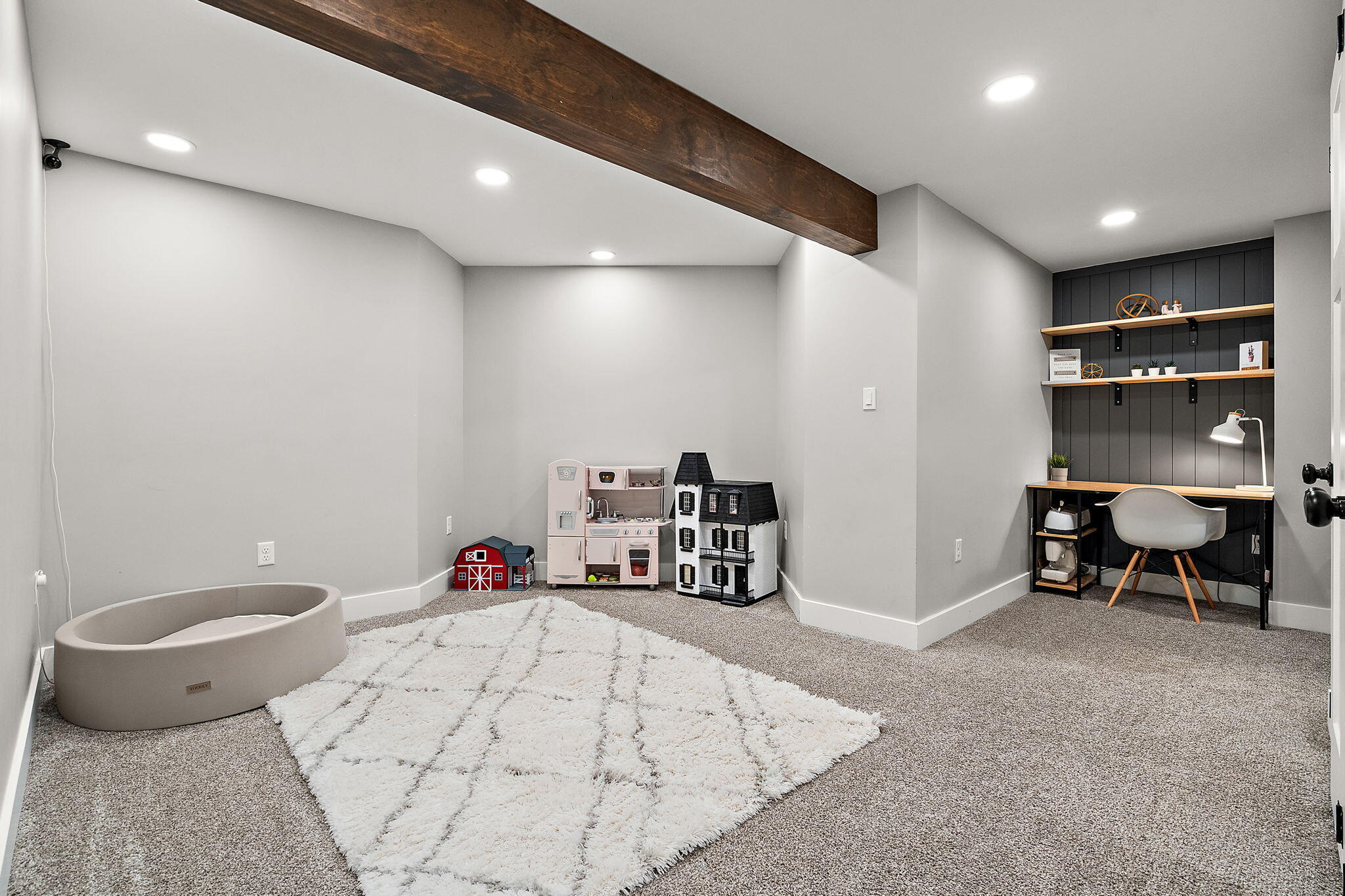 403 Creekwood Drive