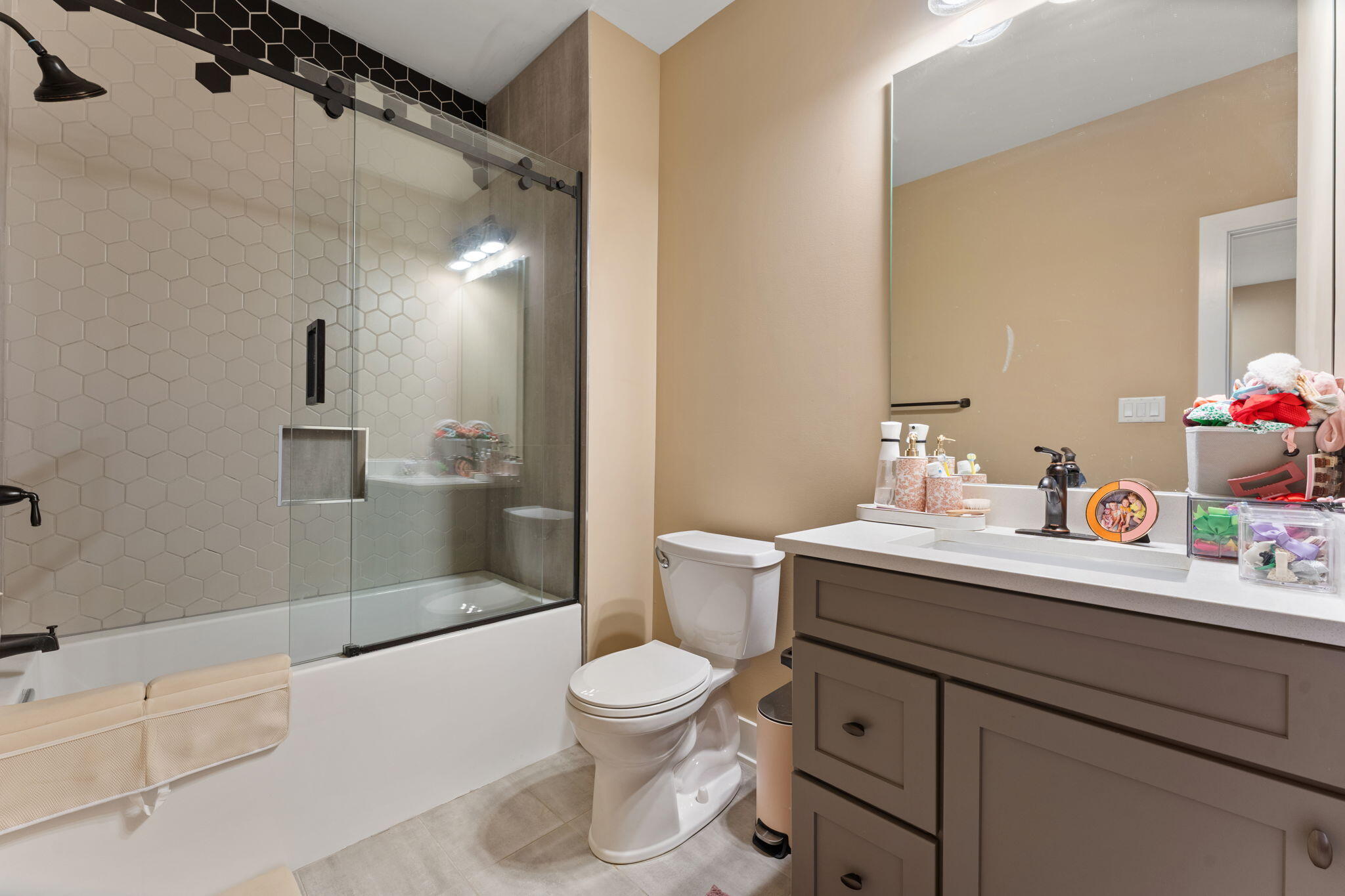 153 Morgan Boulevard Unit: 1