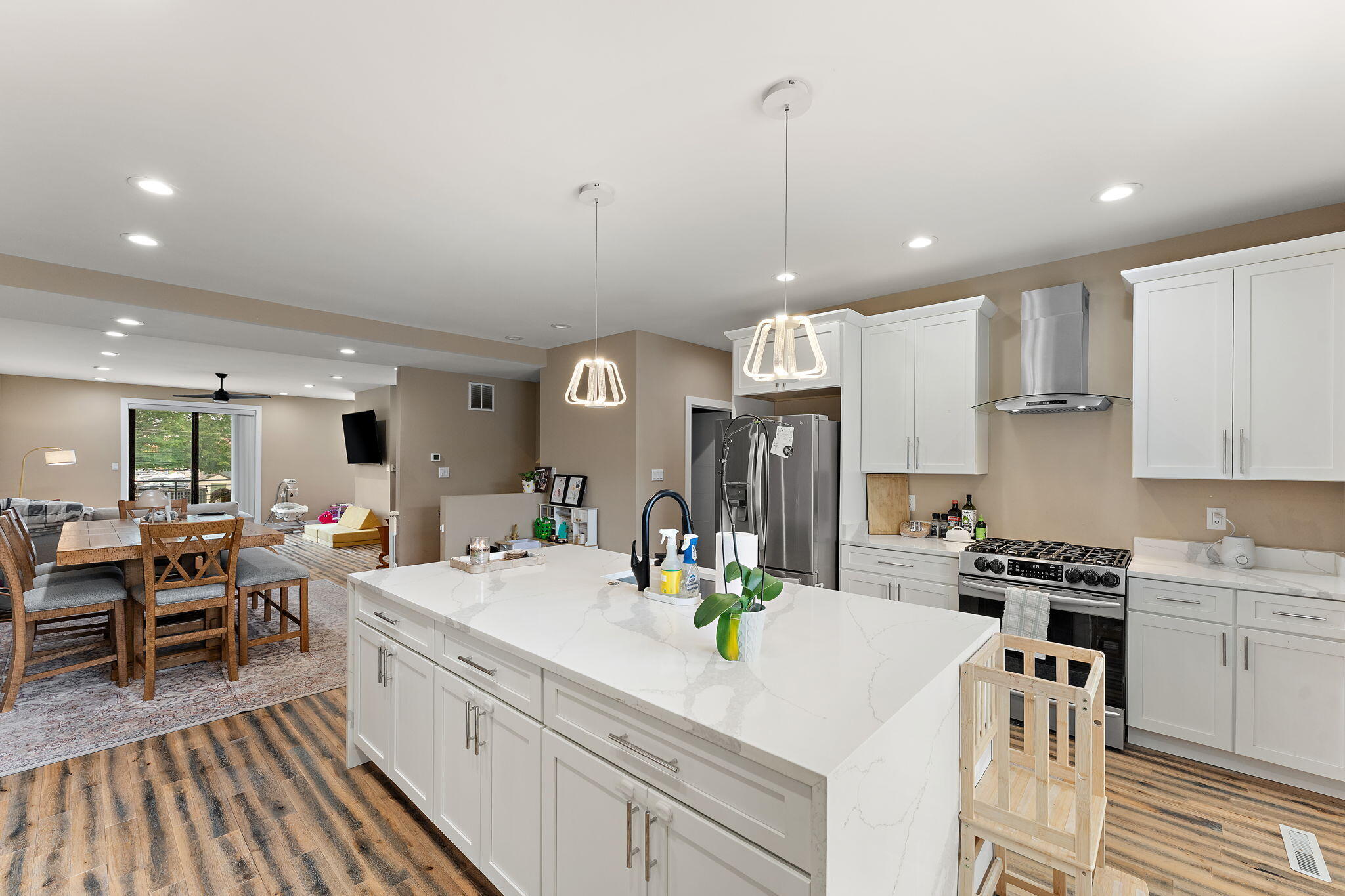 153 Morgan Boulevard Unit: 1