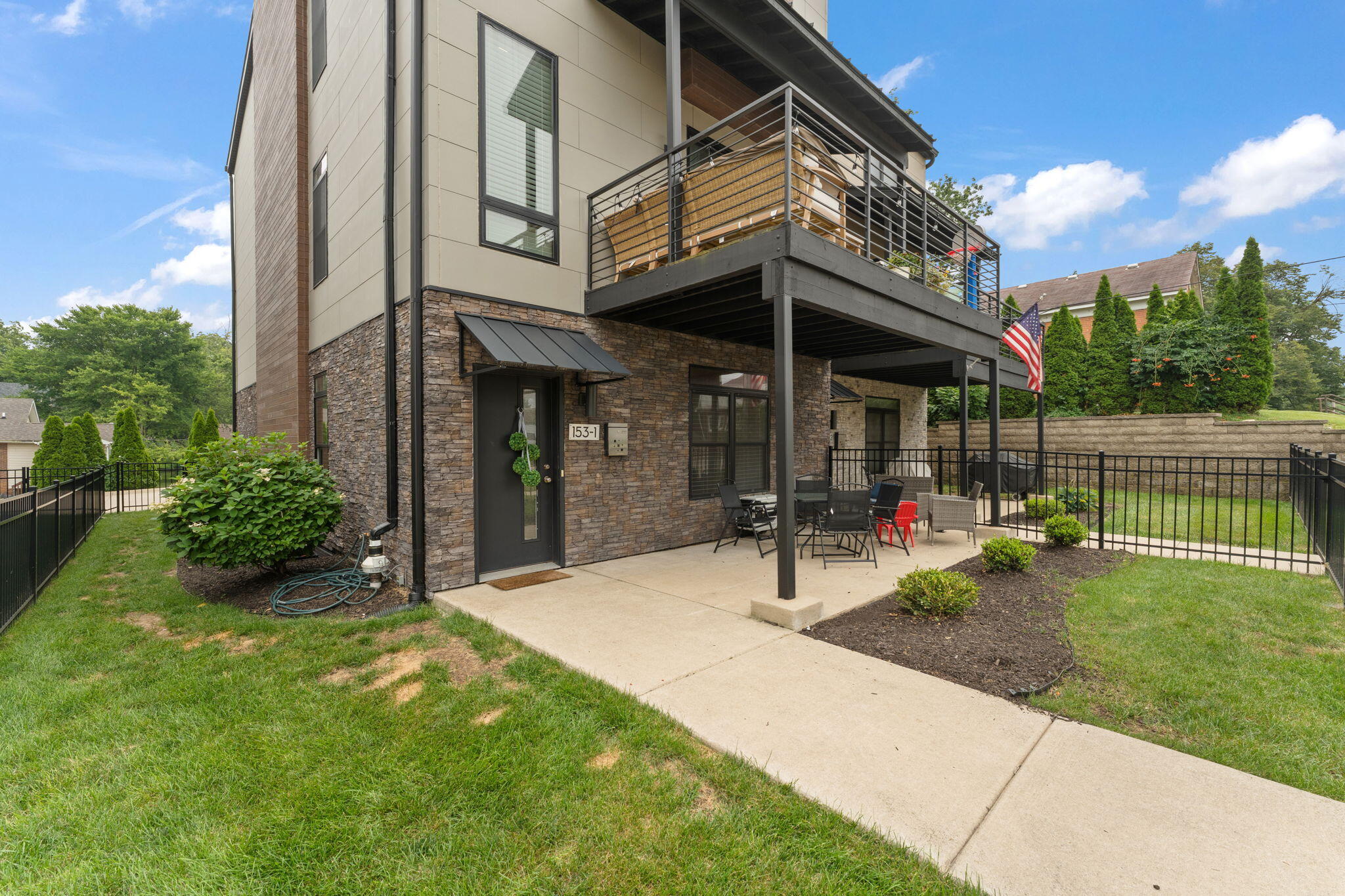 153 Morgan Boulevard Unit: 1