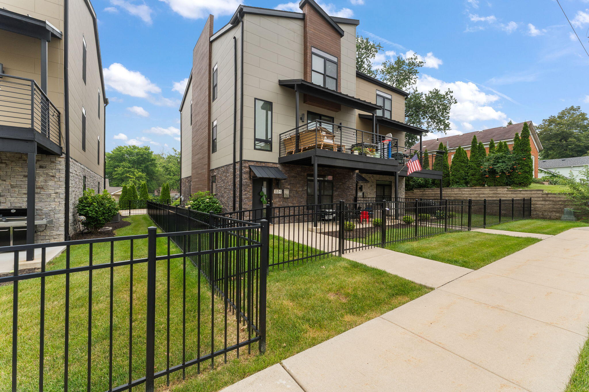153 Morgan Boulevard Unit: 1